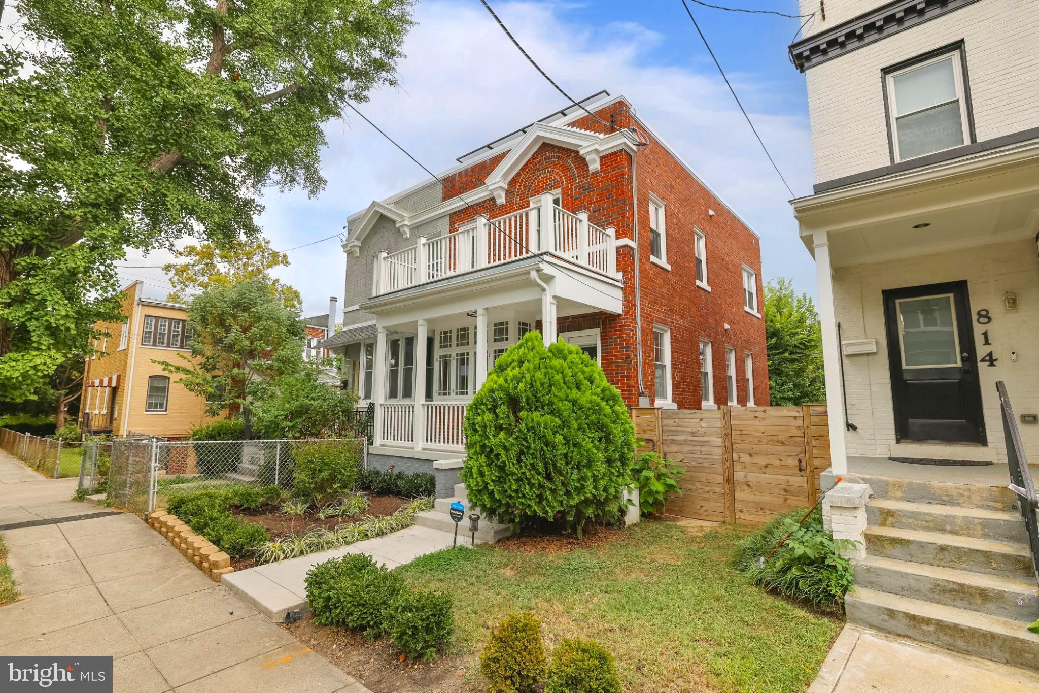 812 TEWKESBURY PLACE NW