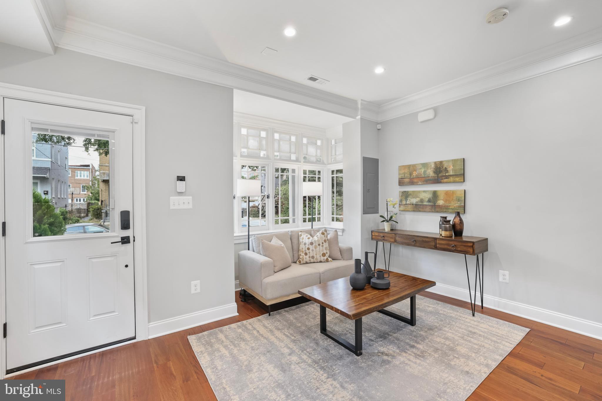 812 TEWKESBURY PLACE NW