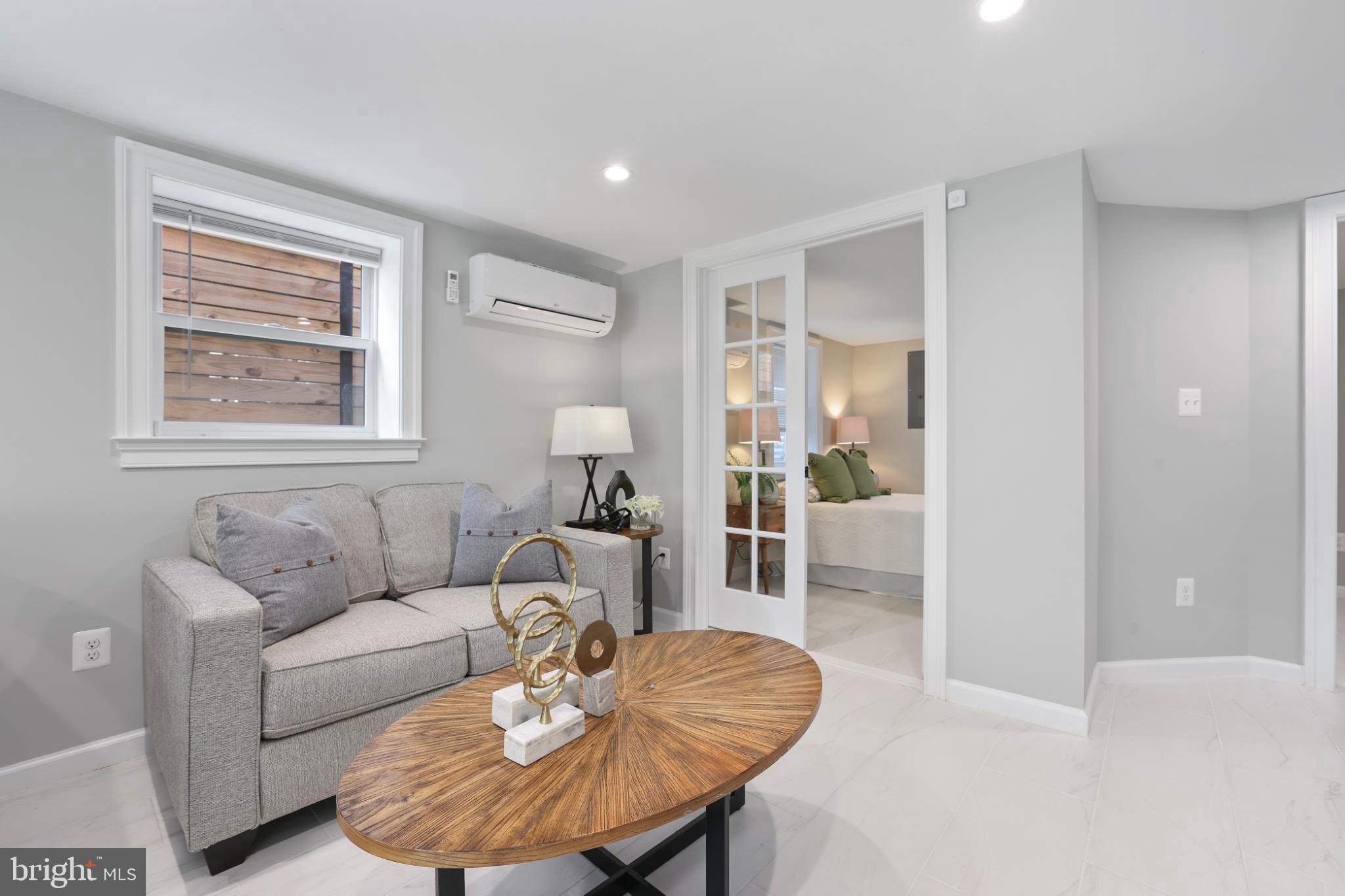 812 TEWKESBURY PLACE NW