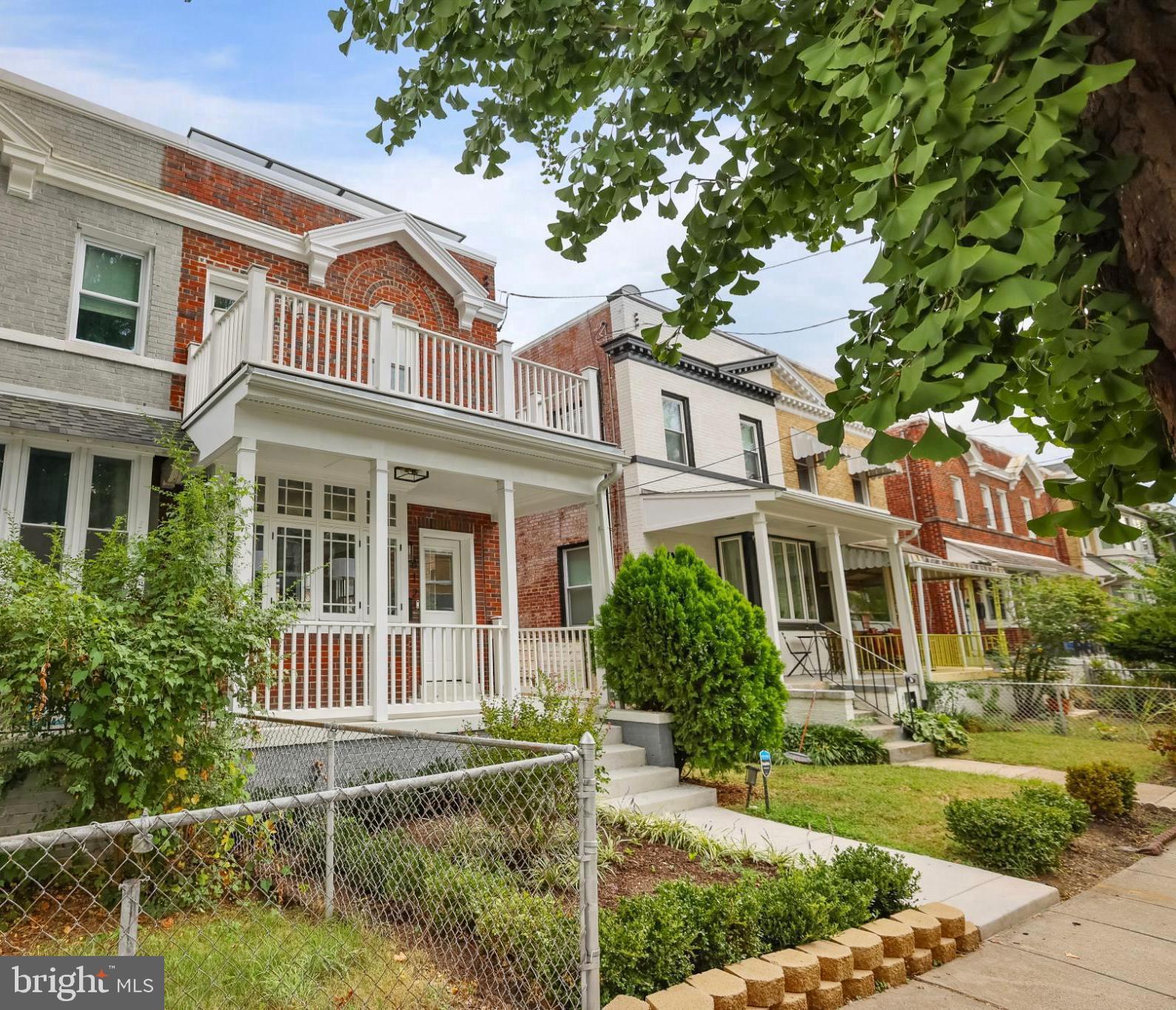 812 TEWKESBURY PLACE NW