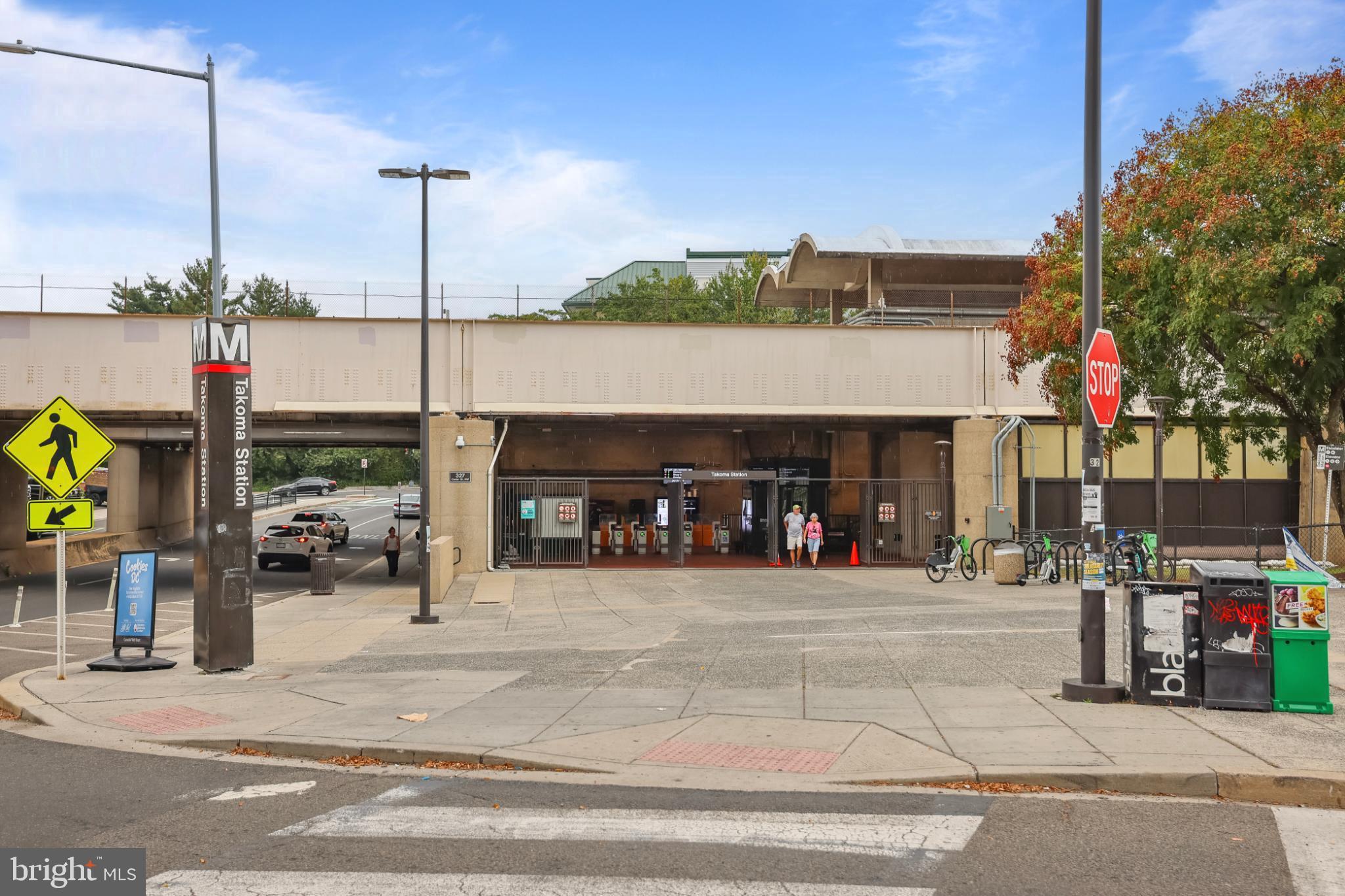 812 TEWKESBURY PLACE NW