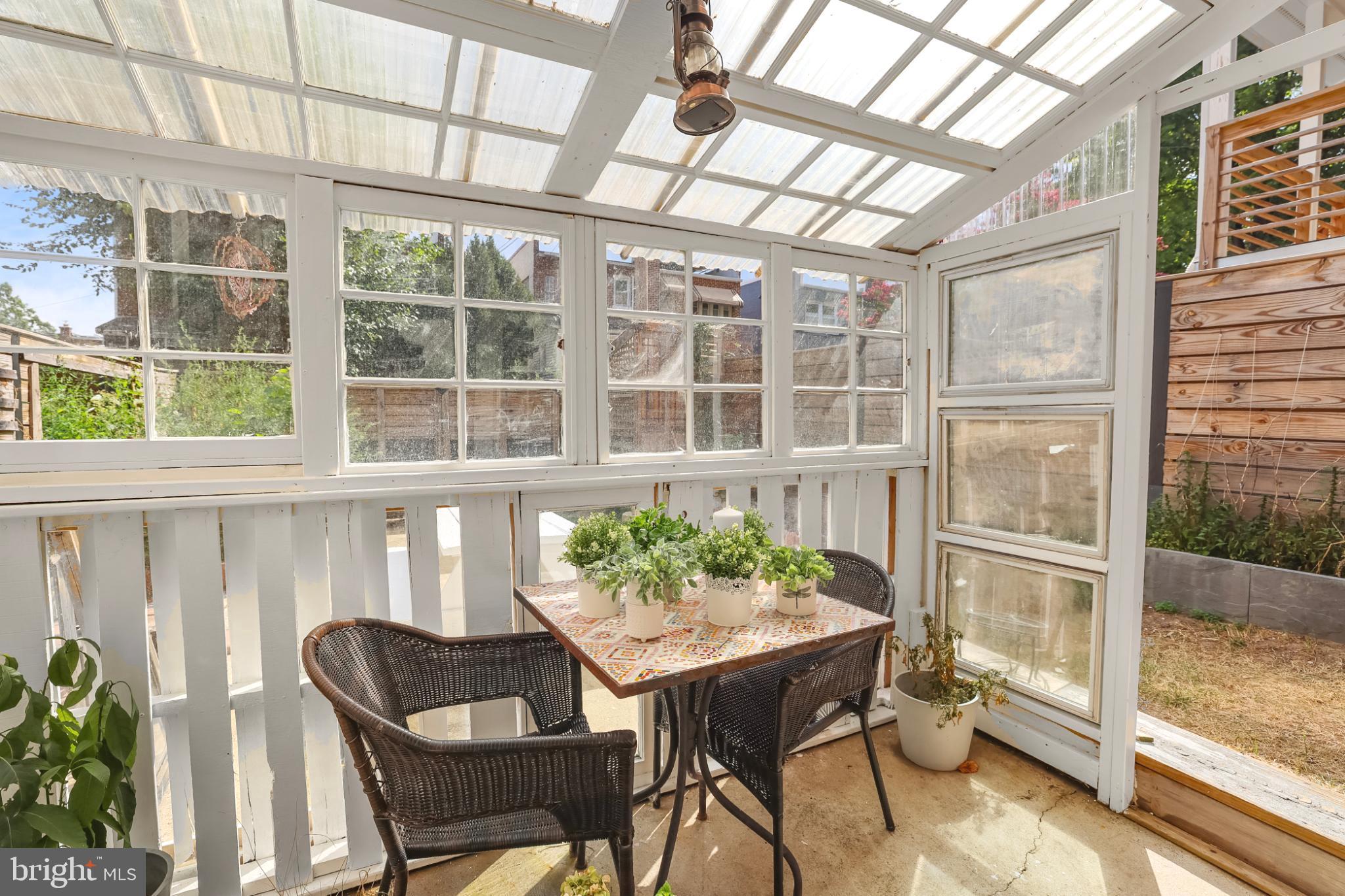 812 TEWKESBURY PLACE NW