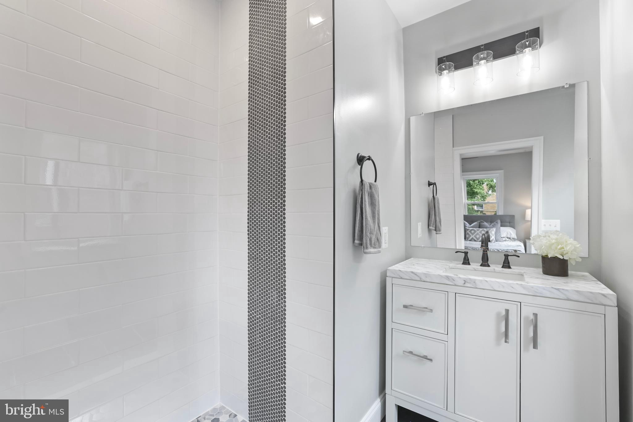 812 TEWKESBURY PLACE NW