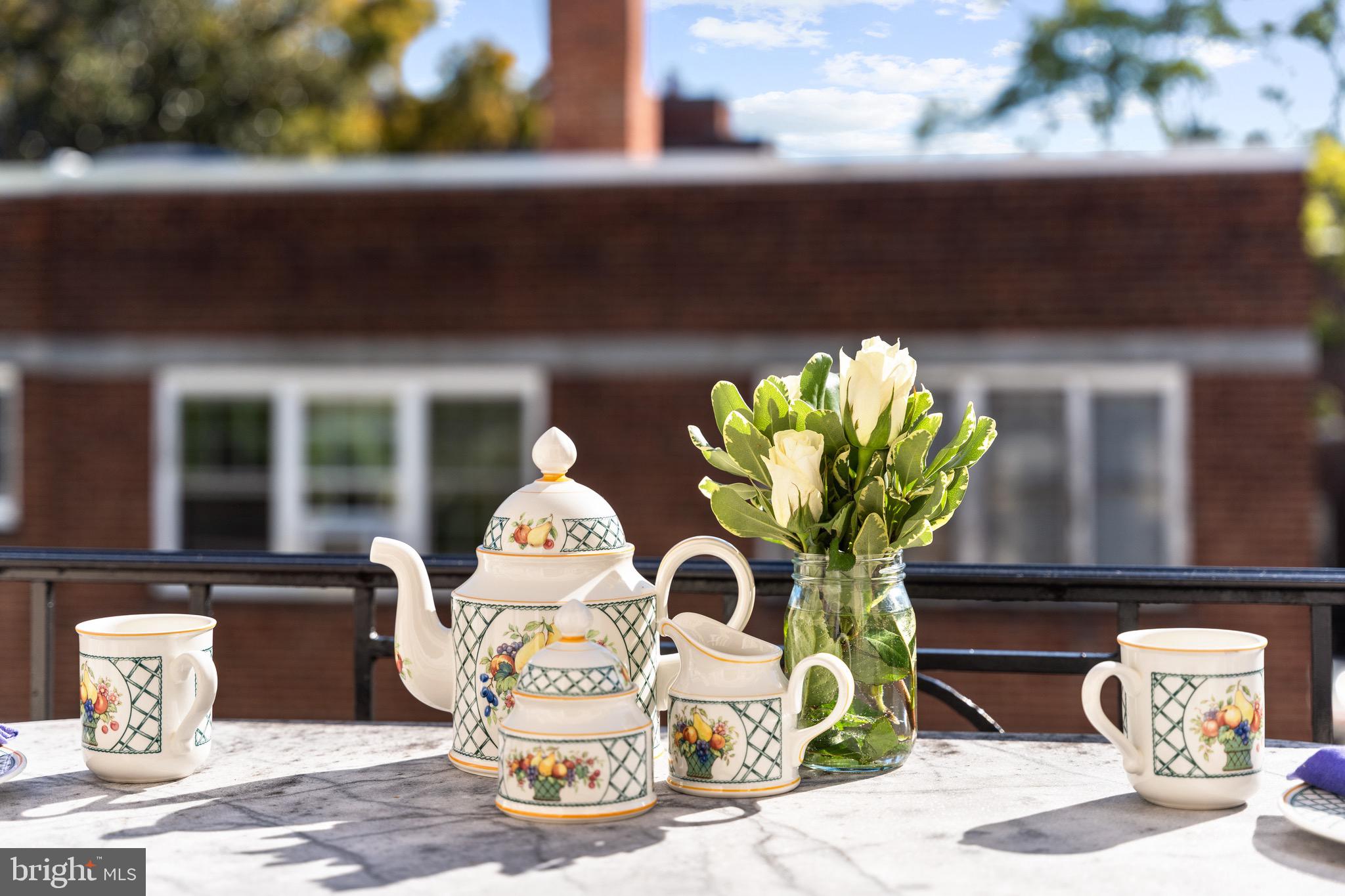 1823 RIGGS PLACE NW 2