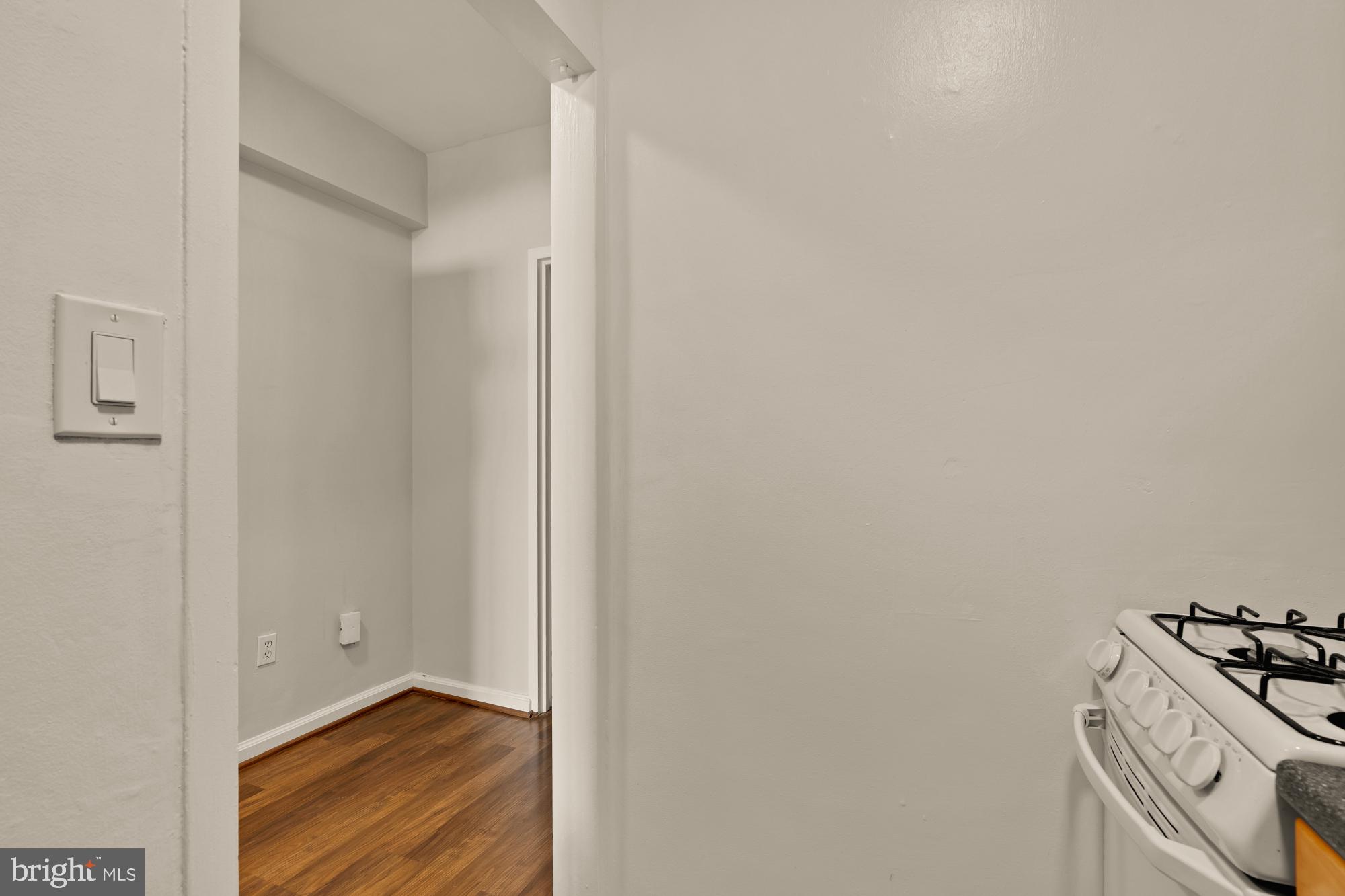 1 SCOTT CIRCLE NW 719