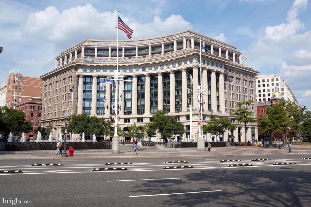 701 PENNSYLVANIA AVENUE NW 1114