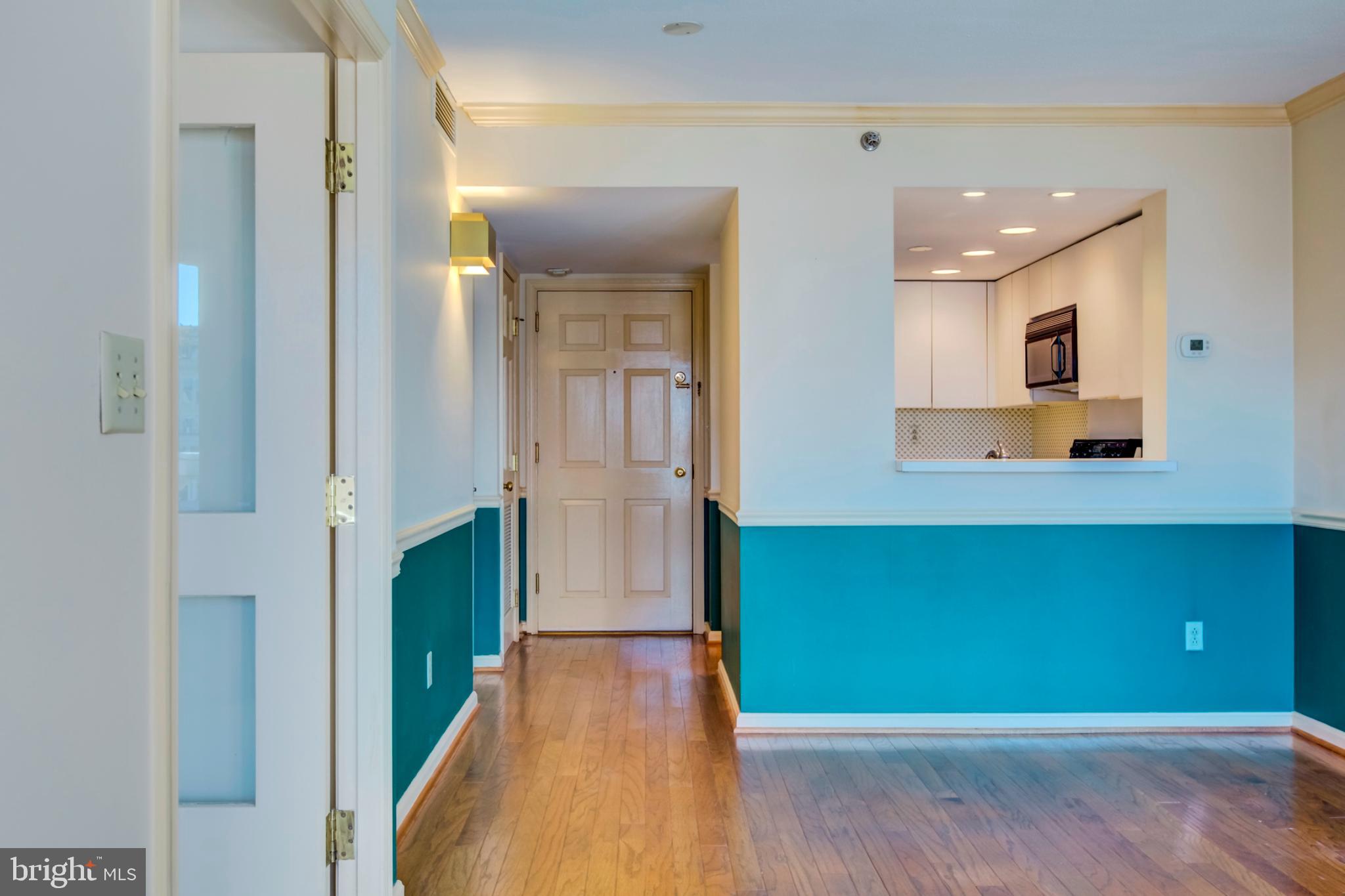 701 PENNSYLVANIA AVENUE NW 1114