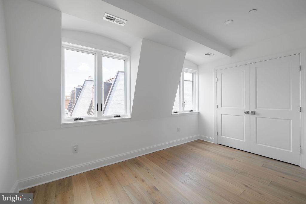 1202 POTOMAC STREET NW