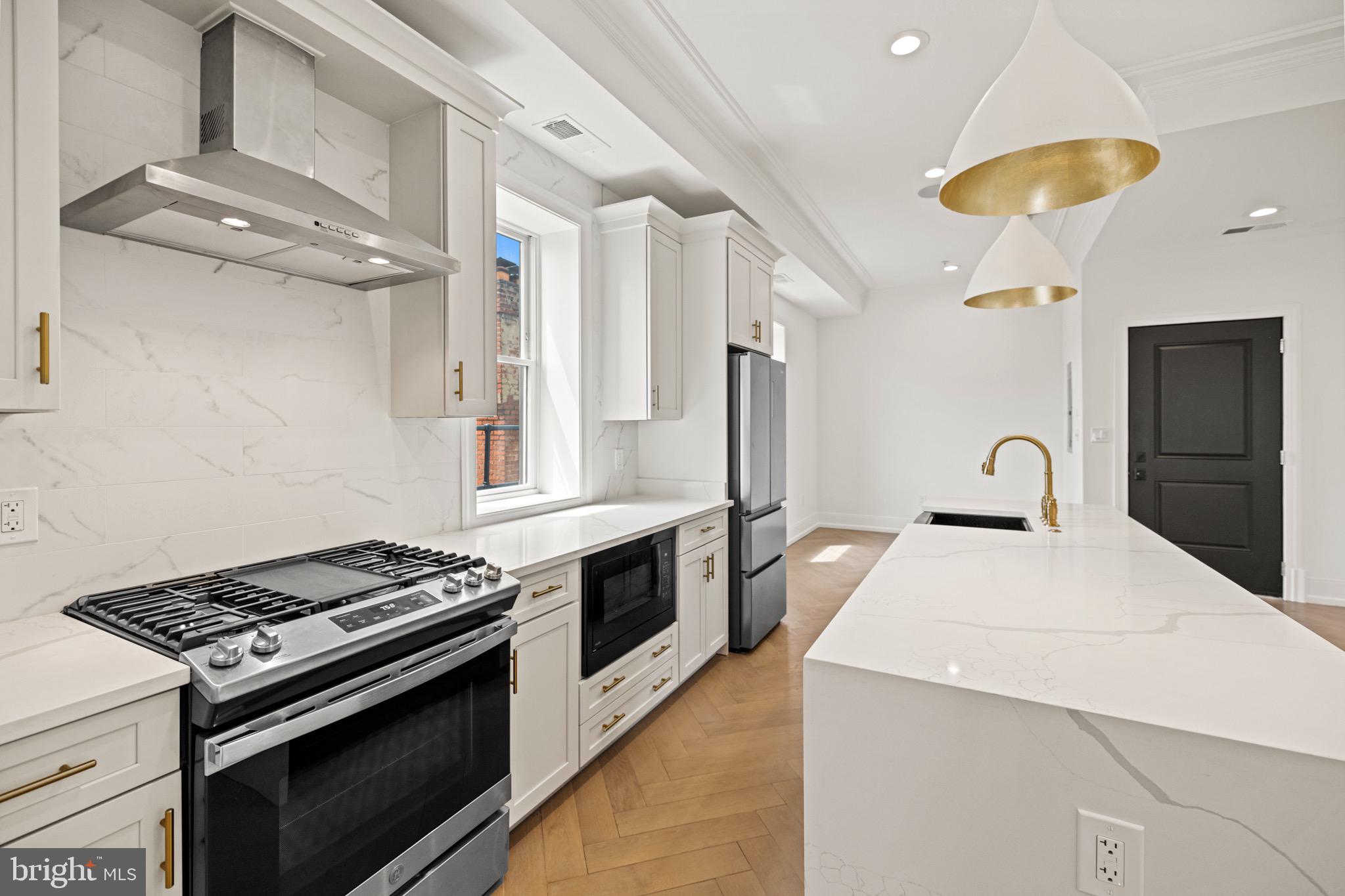 1709 21ST STREET NW 42