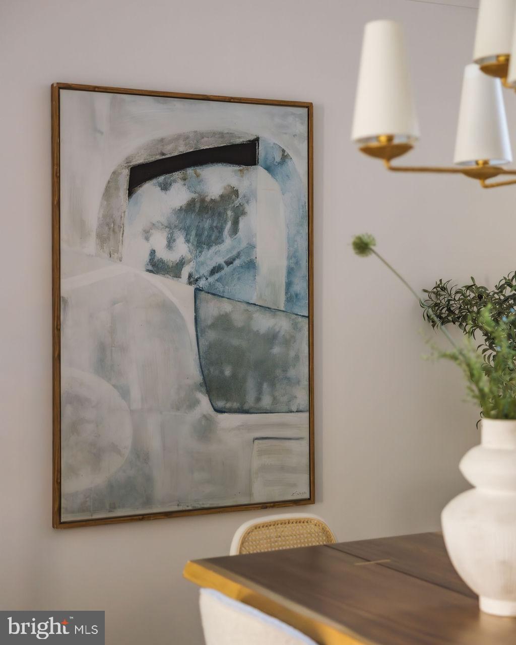 2460 ONTARIO ROAD NW