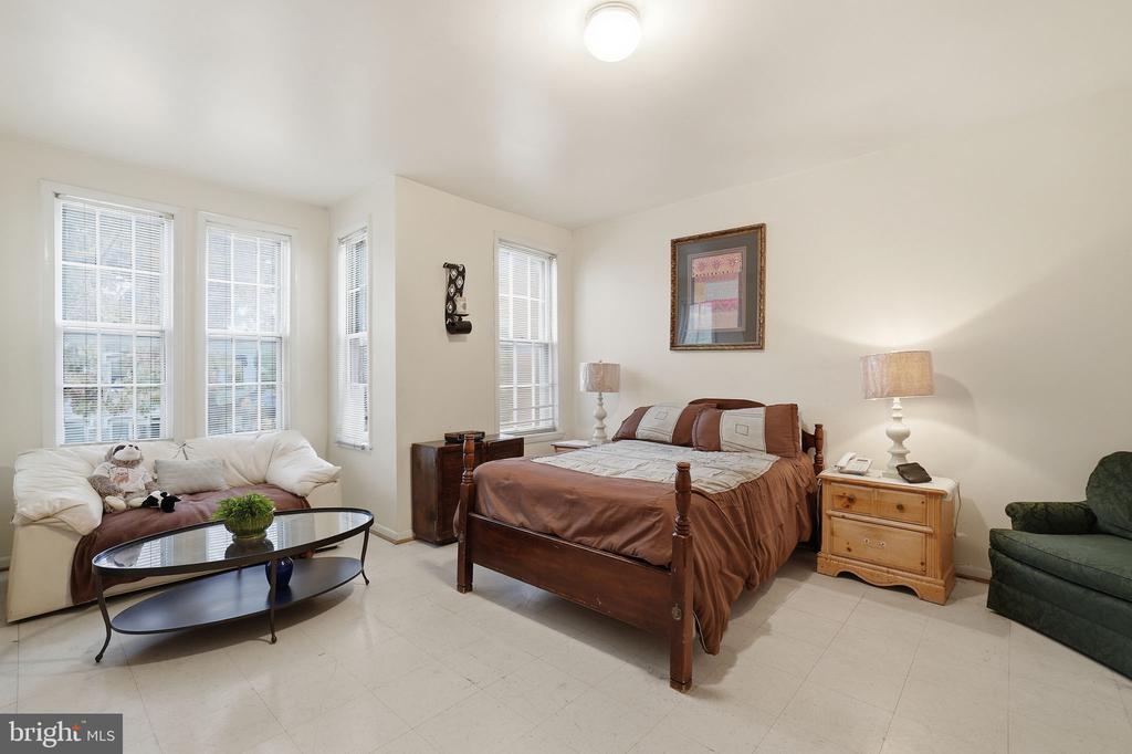 56 P STREET NW