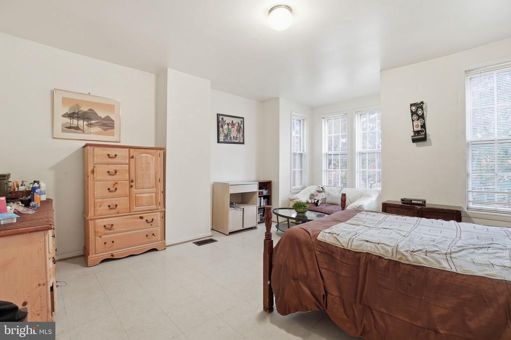 56 P STREET NW