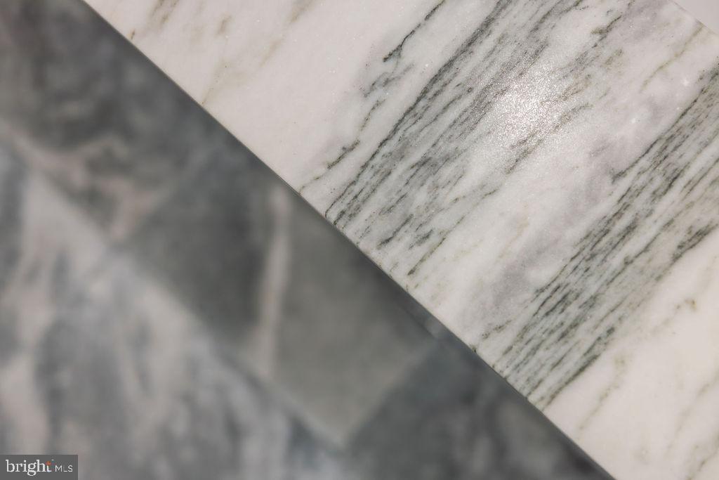 2460 ONTARIO ROAD NW