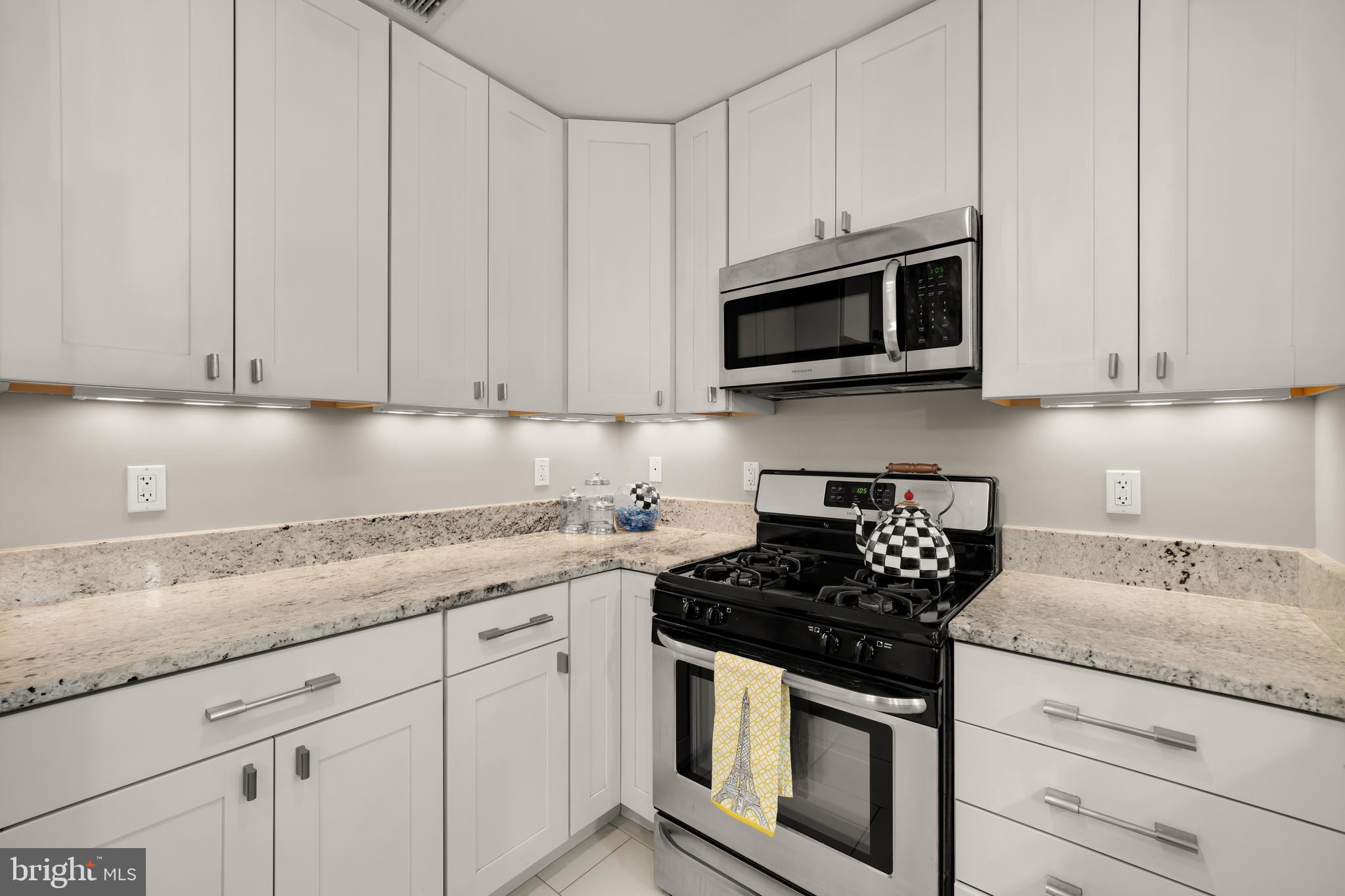 1135 6TH STREET NW 1