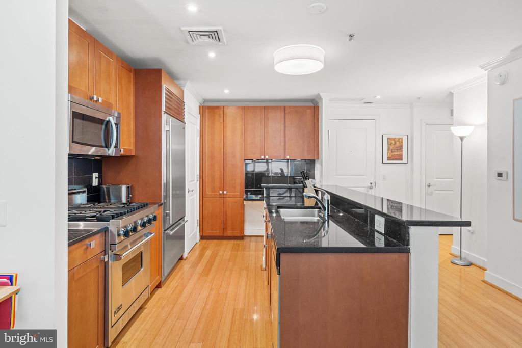 2425 L STREET NW 509