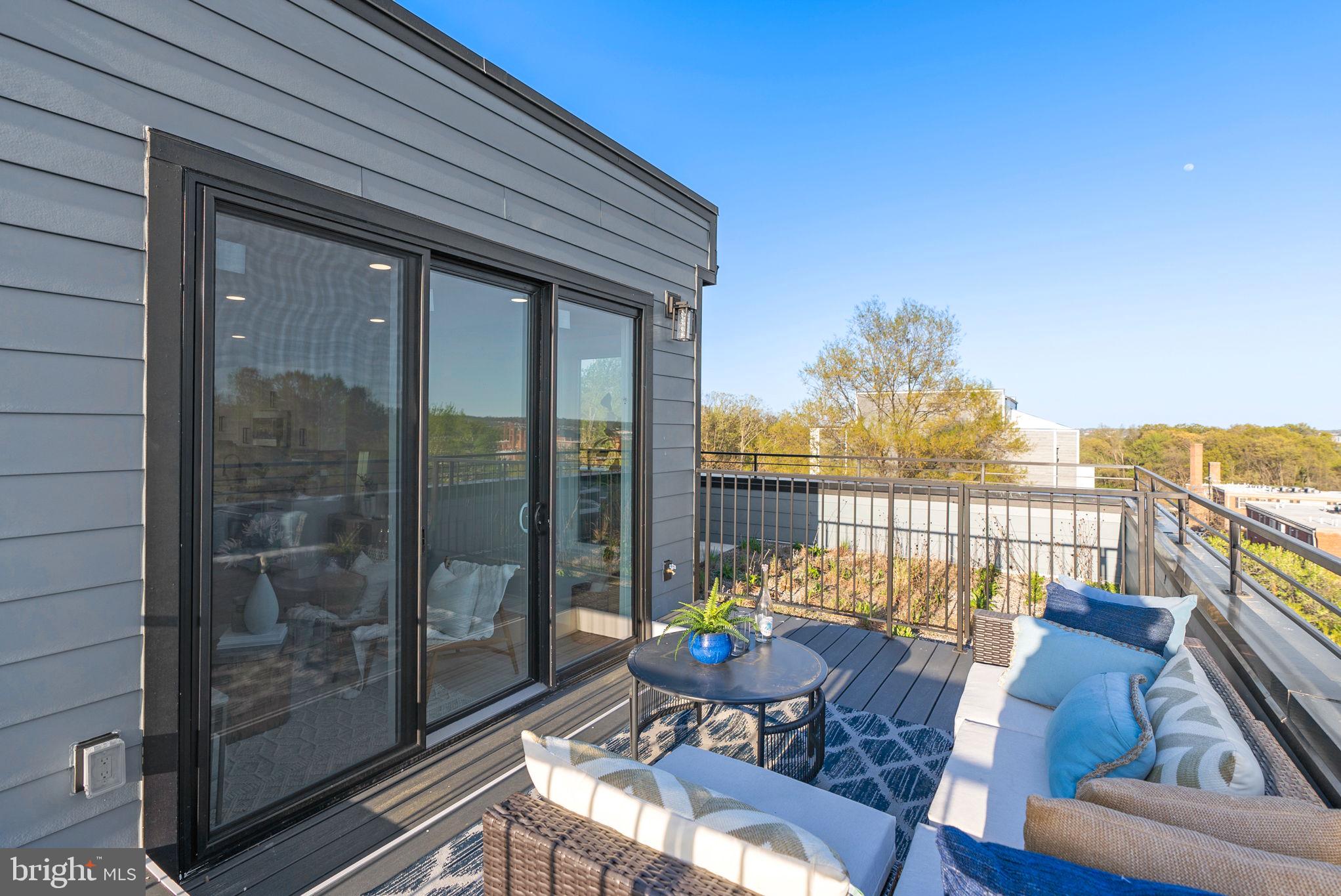 2019 M STREET NE PH9