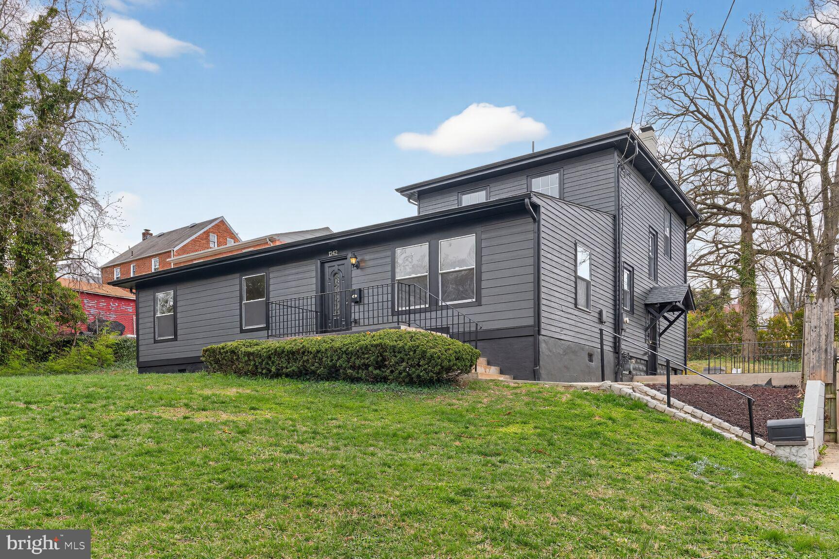 1242 ANACOSTIA ROAD SE