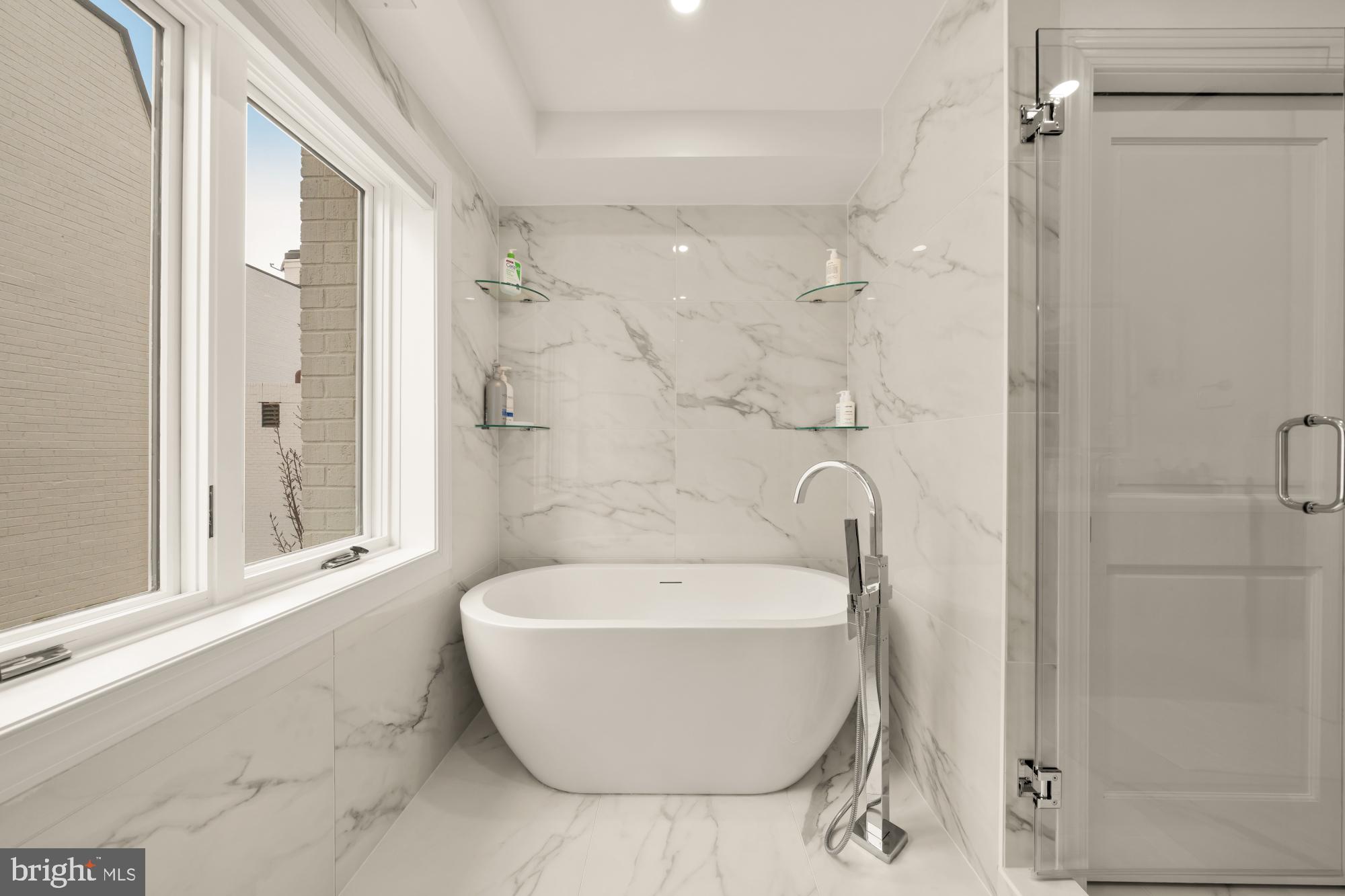 1202 POTOMAC STREET NW T6