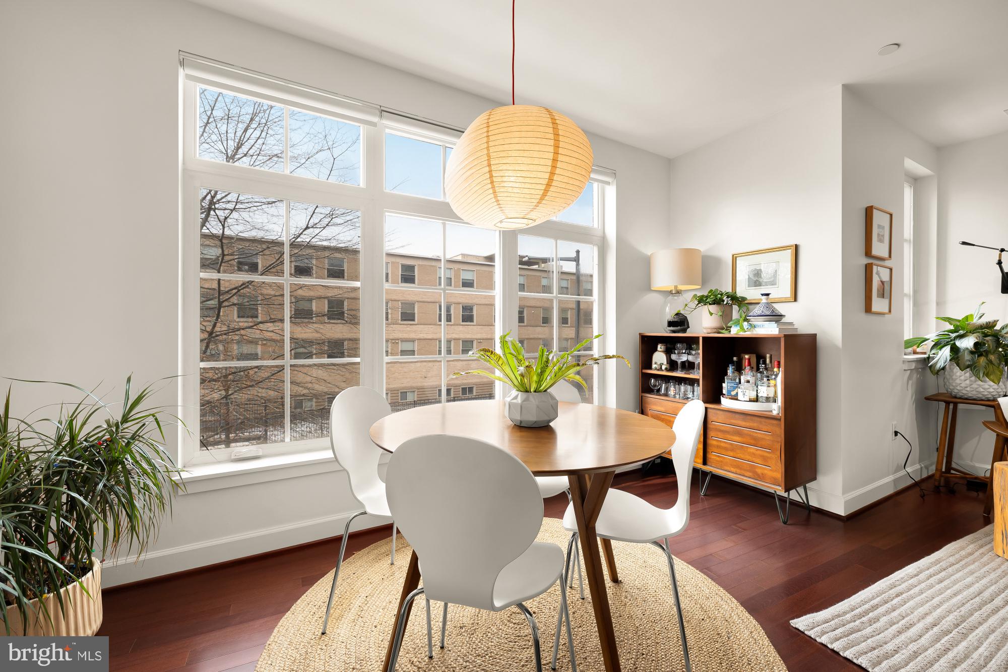 150 V STREET NW V204