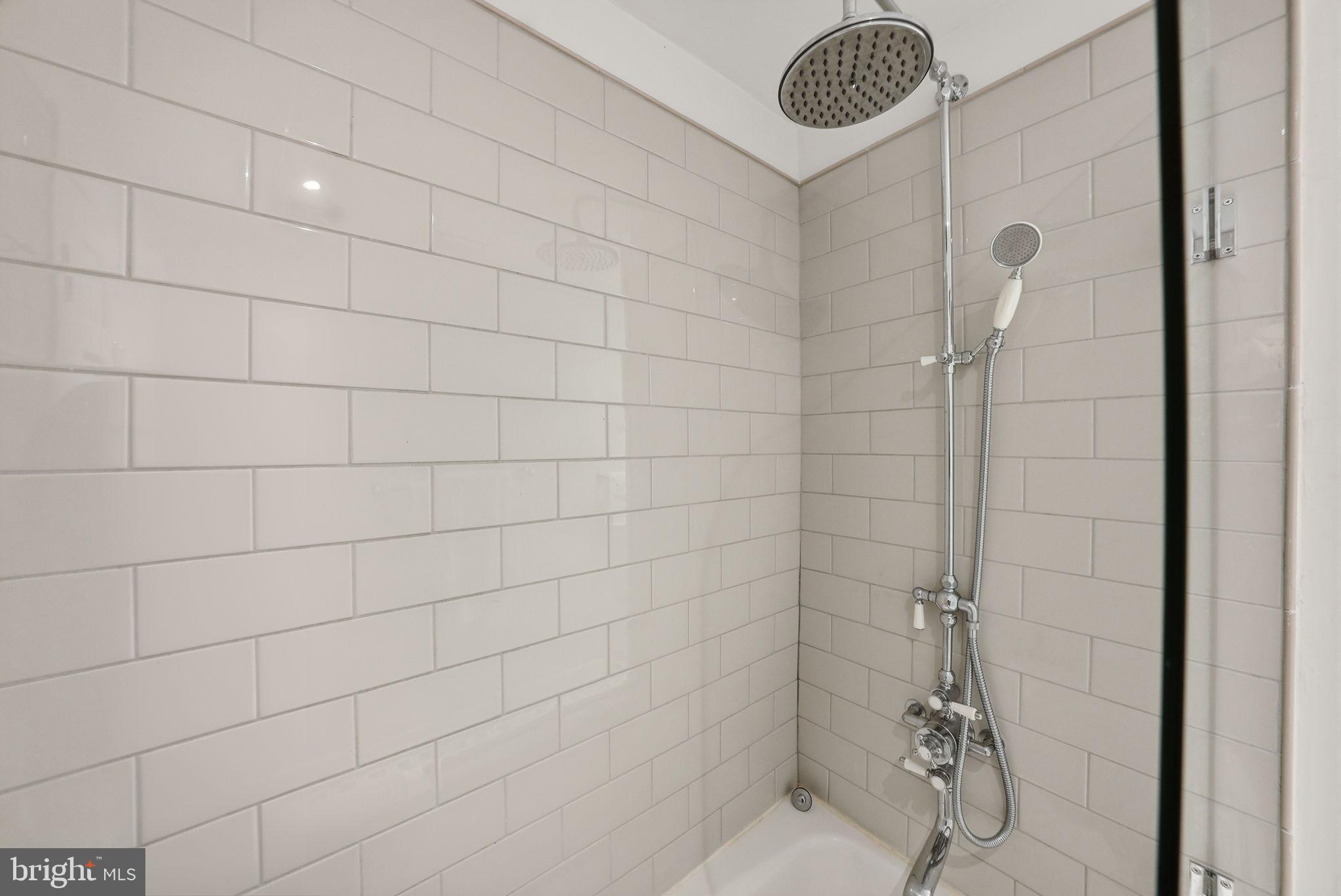 18 9TH STREET NE 307