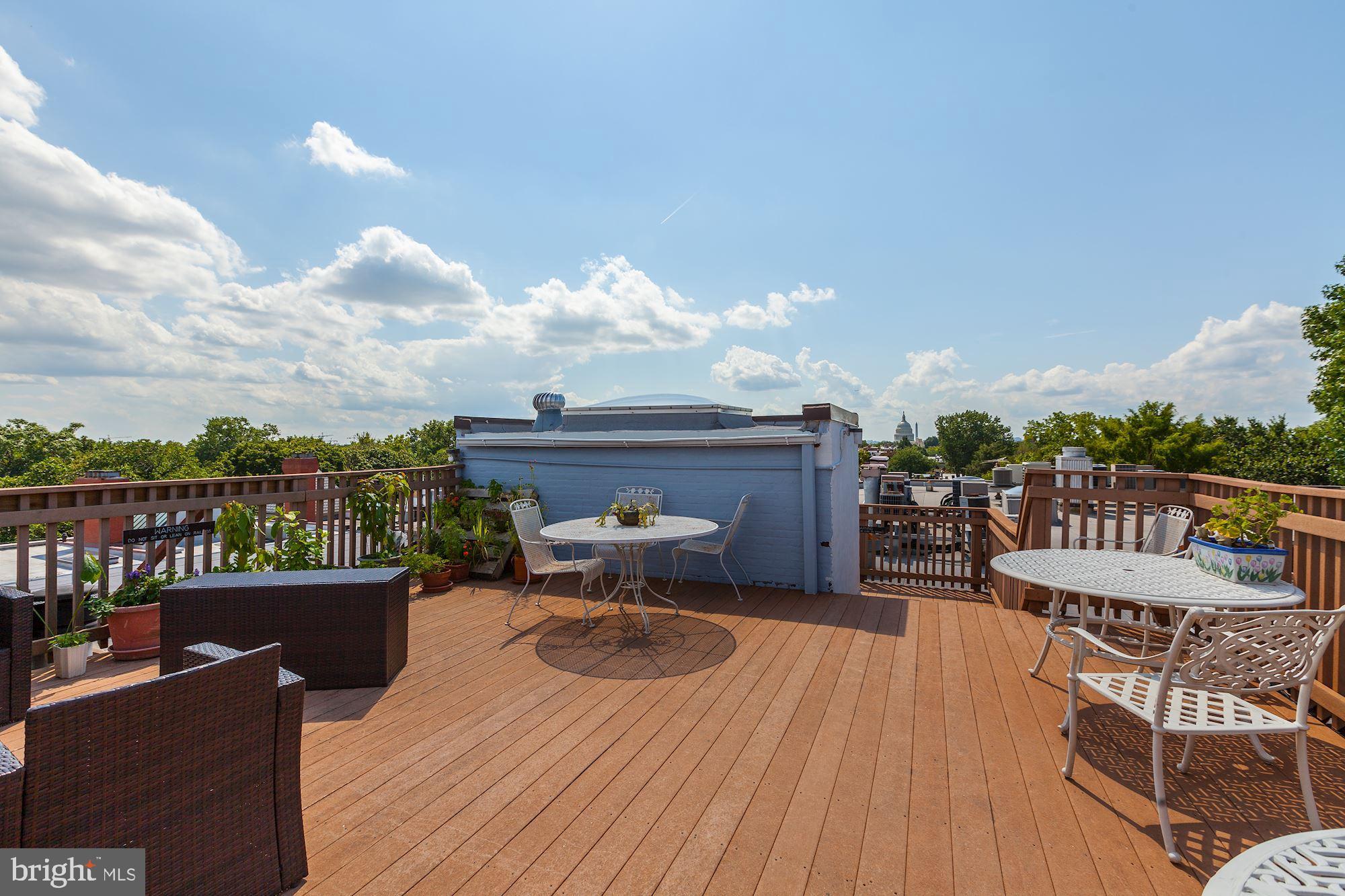 18 9TH STREET NE 307