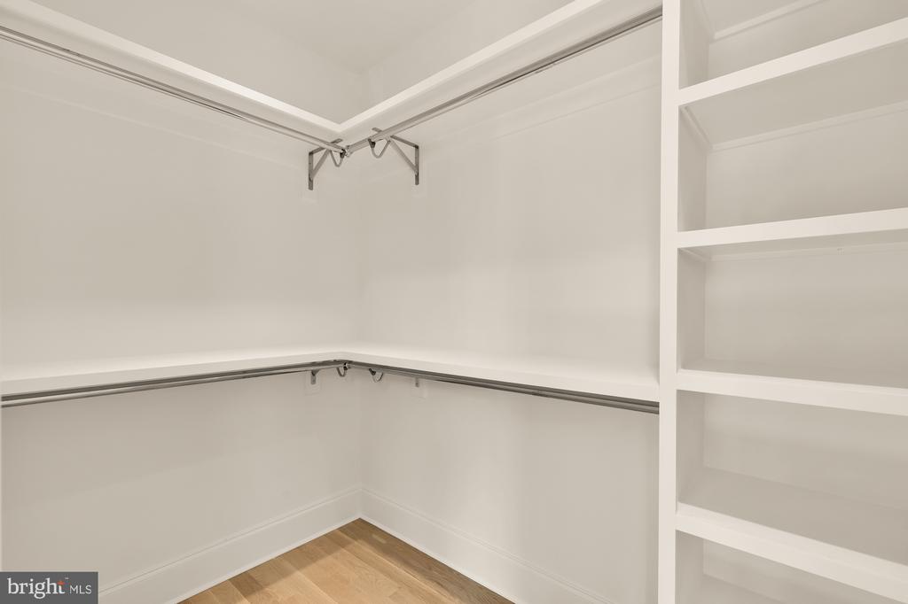 25 T STREET NW