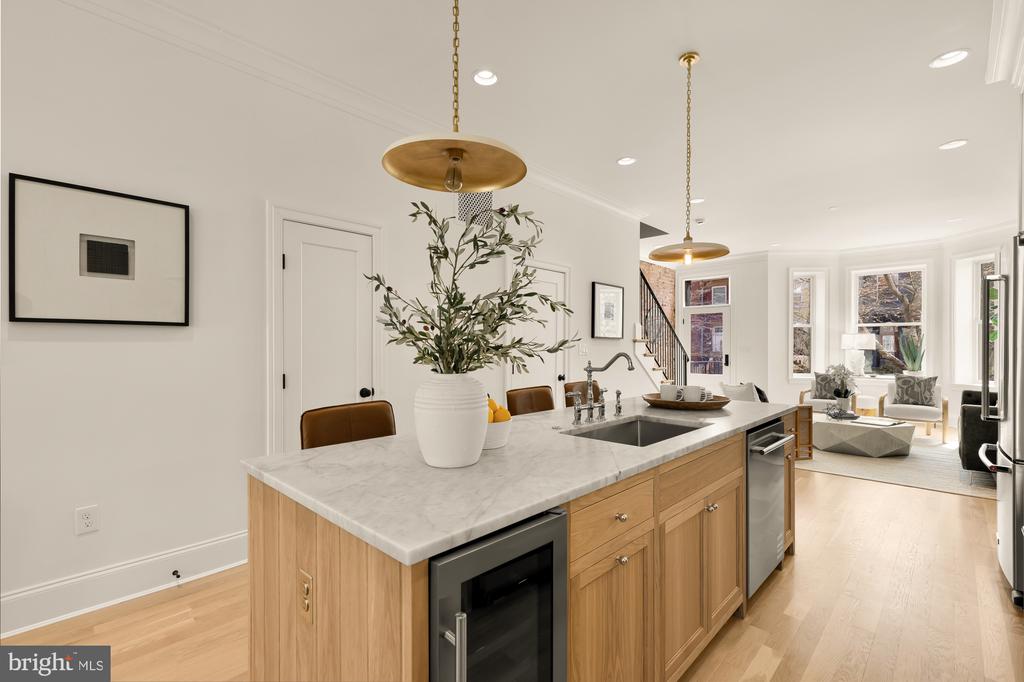 25 T STREET NW