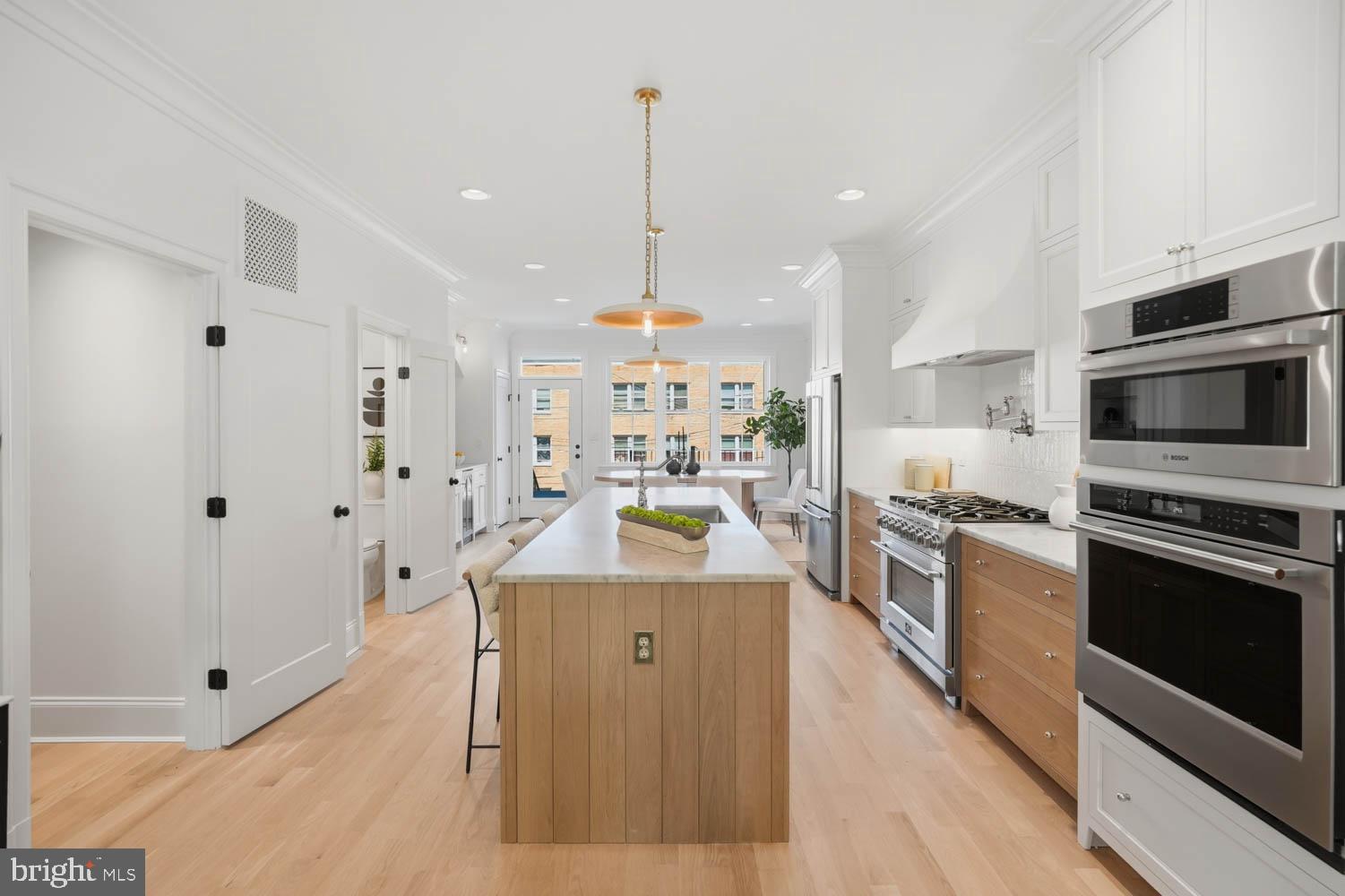 1413 TAYLOR STREET NW