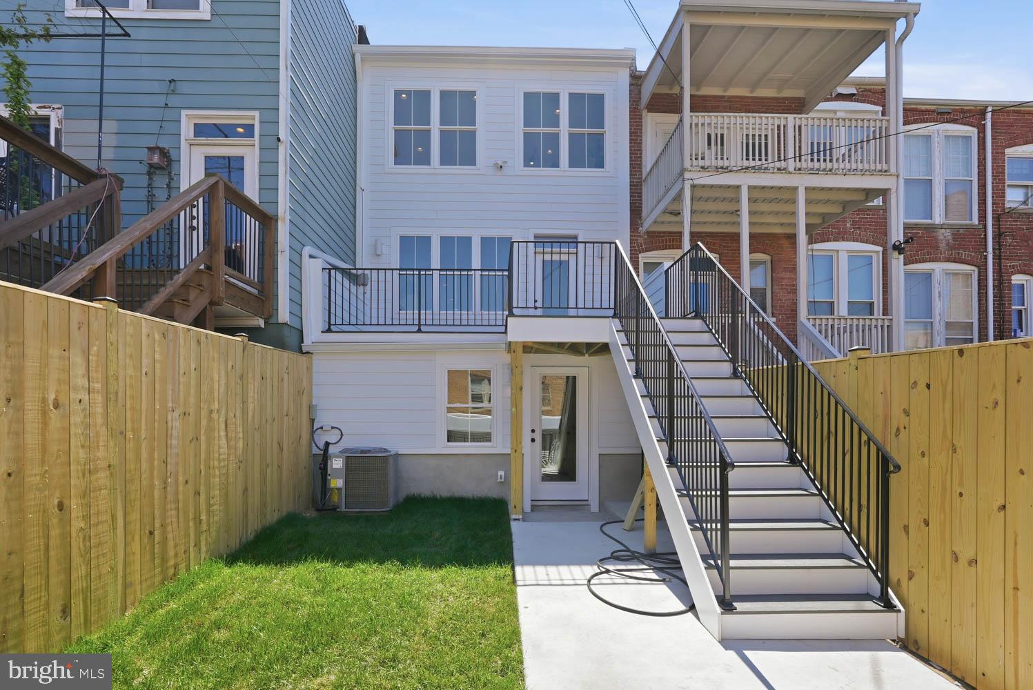 1413 TAYLOR STREET NW