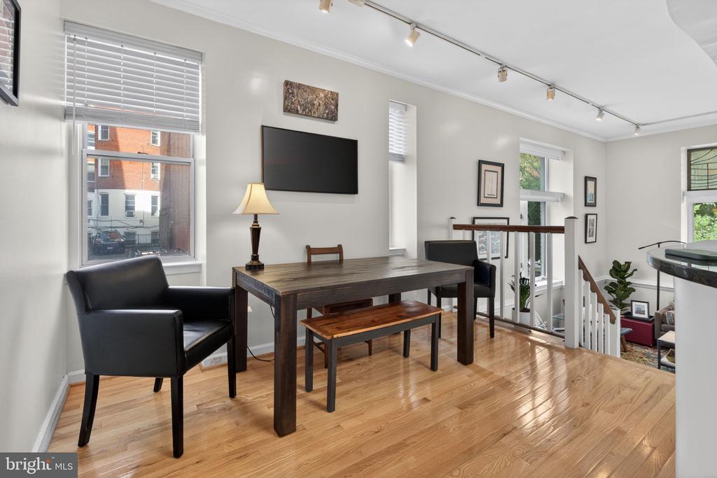 1619 R STREET NW 101