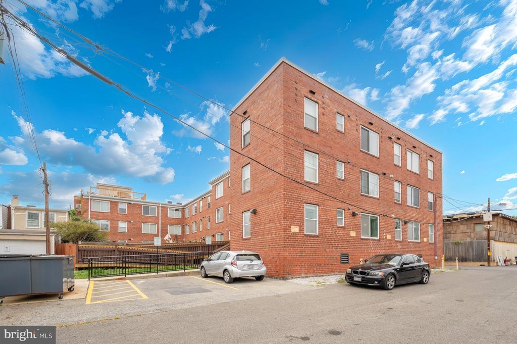 420 16TH STREET SE 106