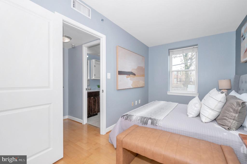 420 16TH STREET SE 106