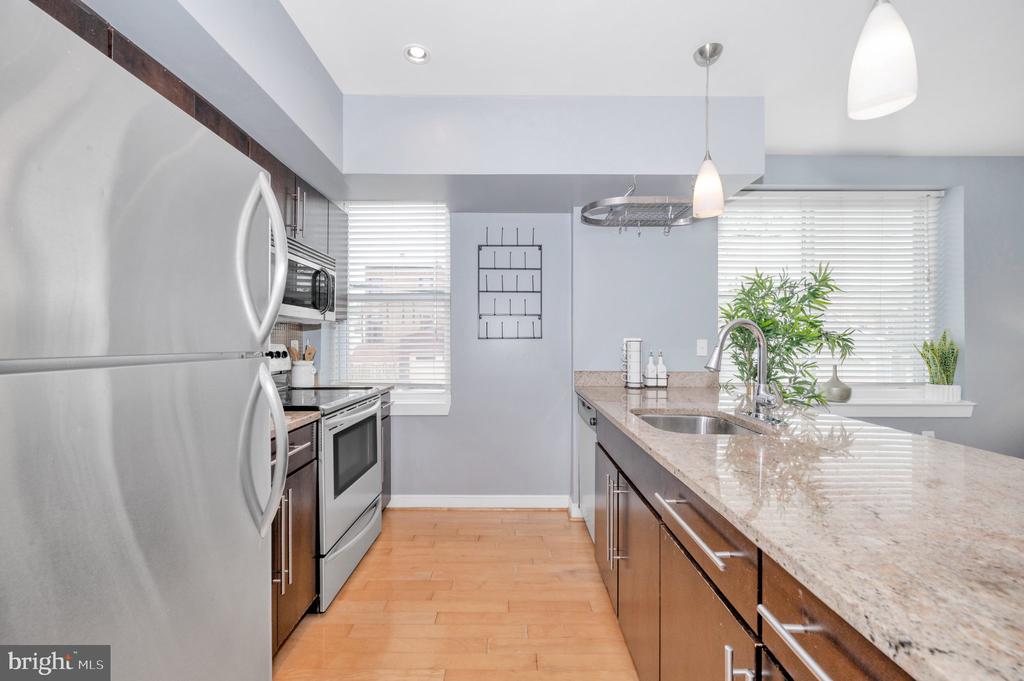 420 16TH STREET SE 106