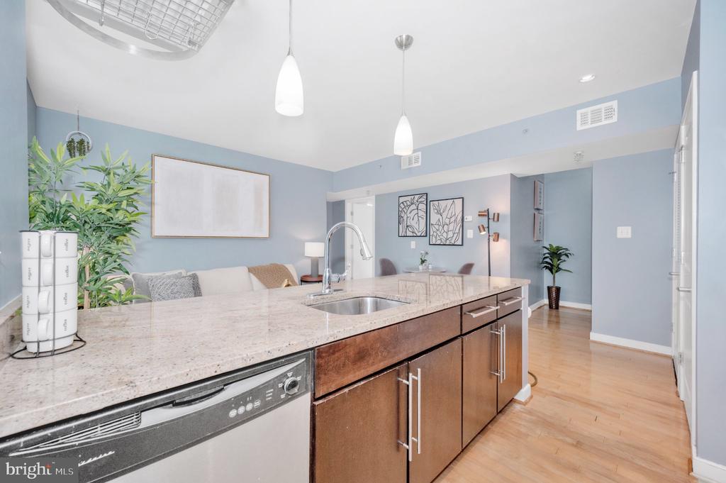 420 16TH STREET SE 106