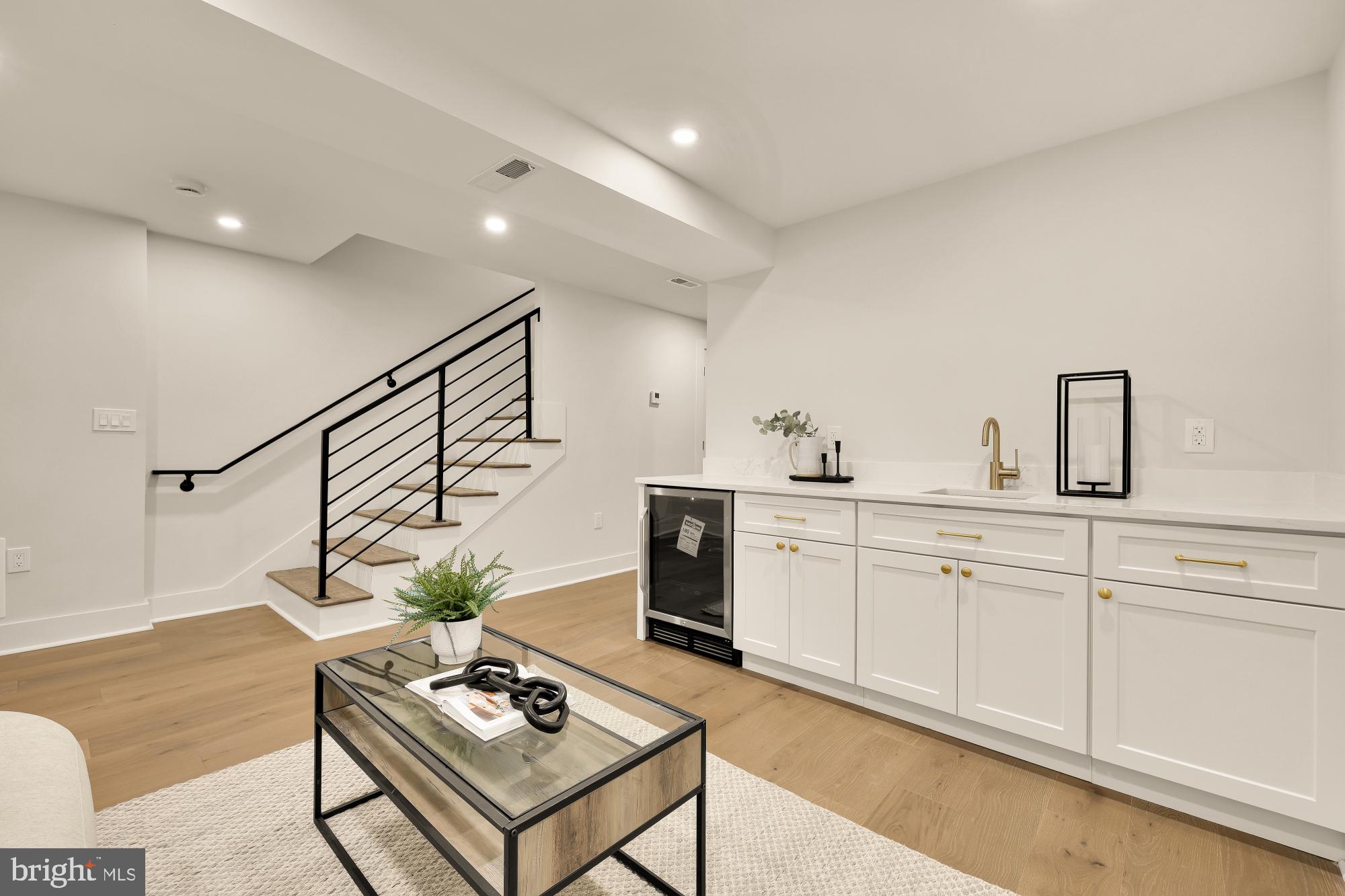 1430 BRENTWOOD ROAD NE
