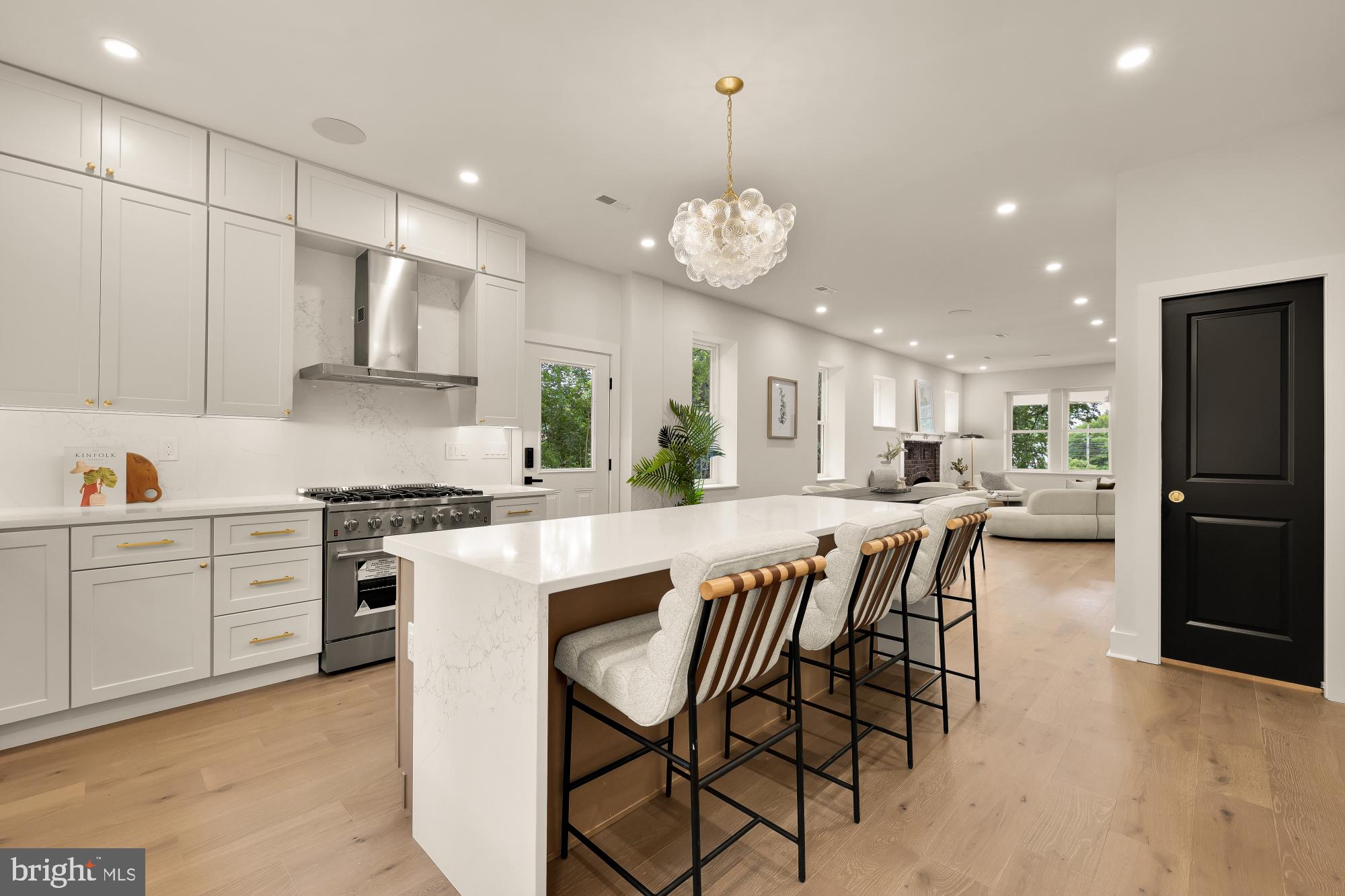 1430 BRENTWOOD ROAD NE