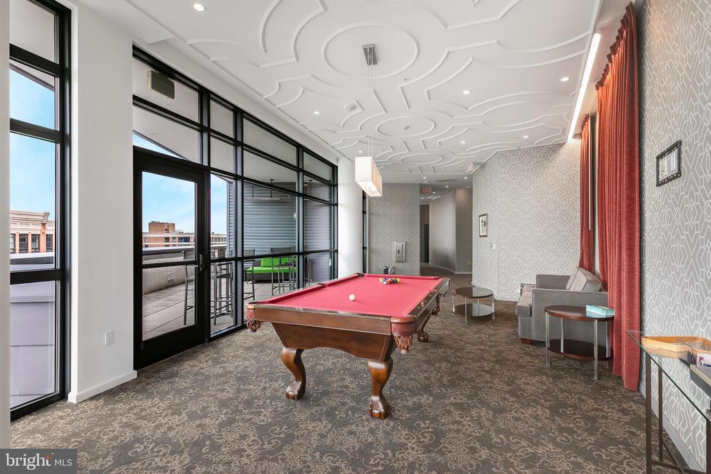 460 NEW YORK AVENUE NW Unit: 607