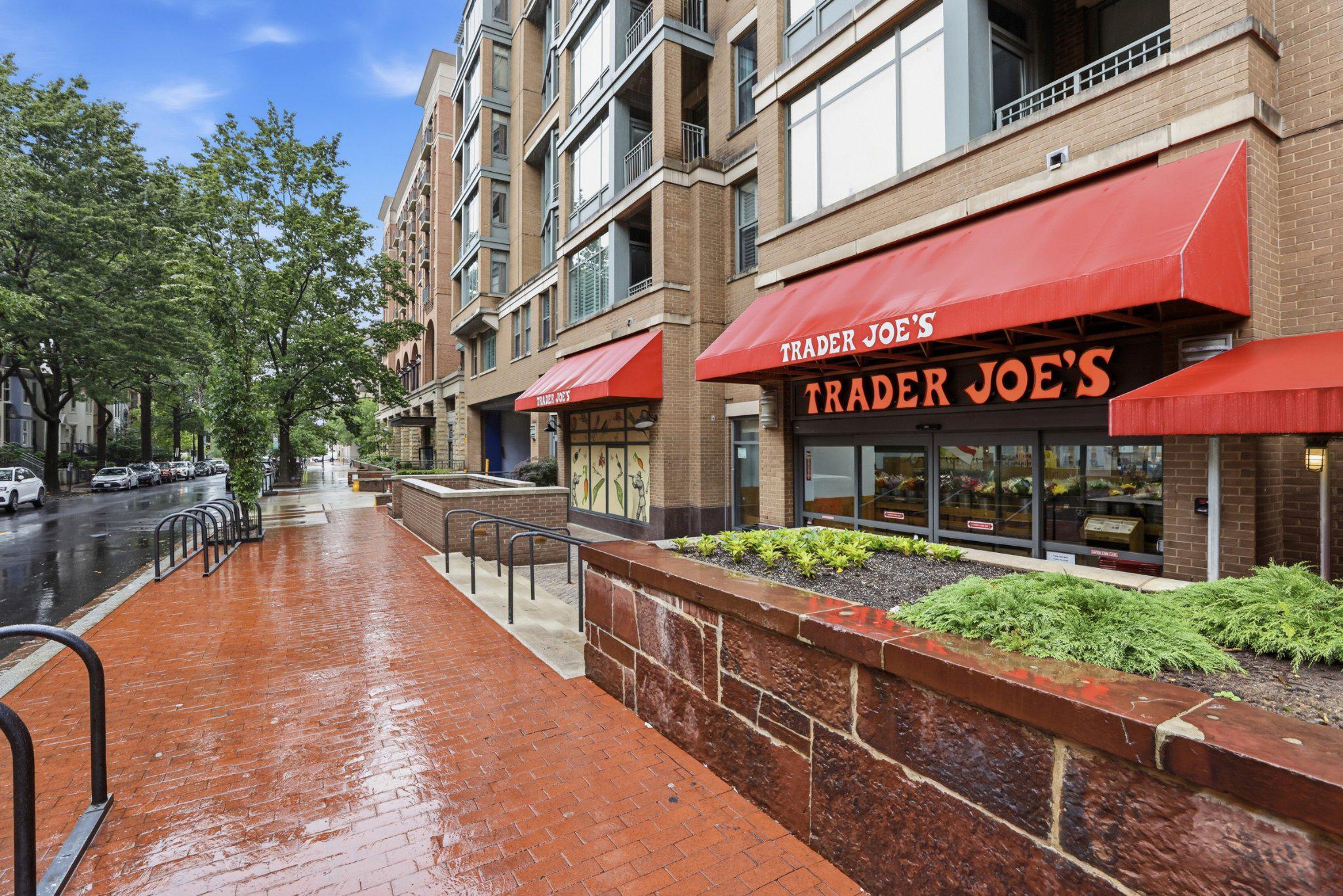 1111 25TH STREET NW 906