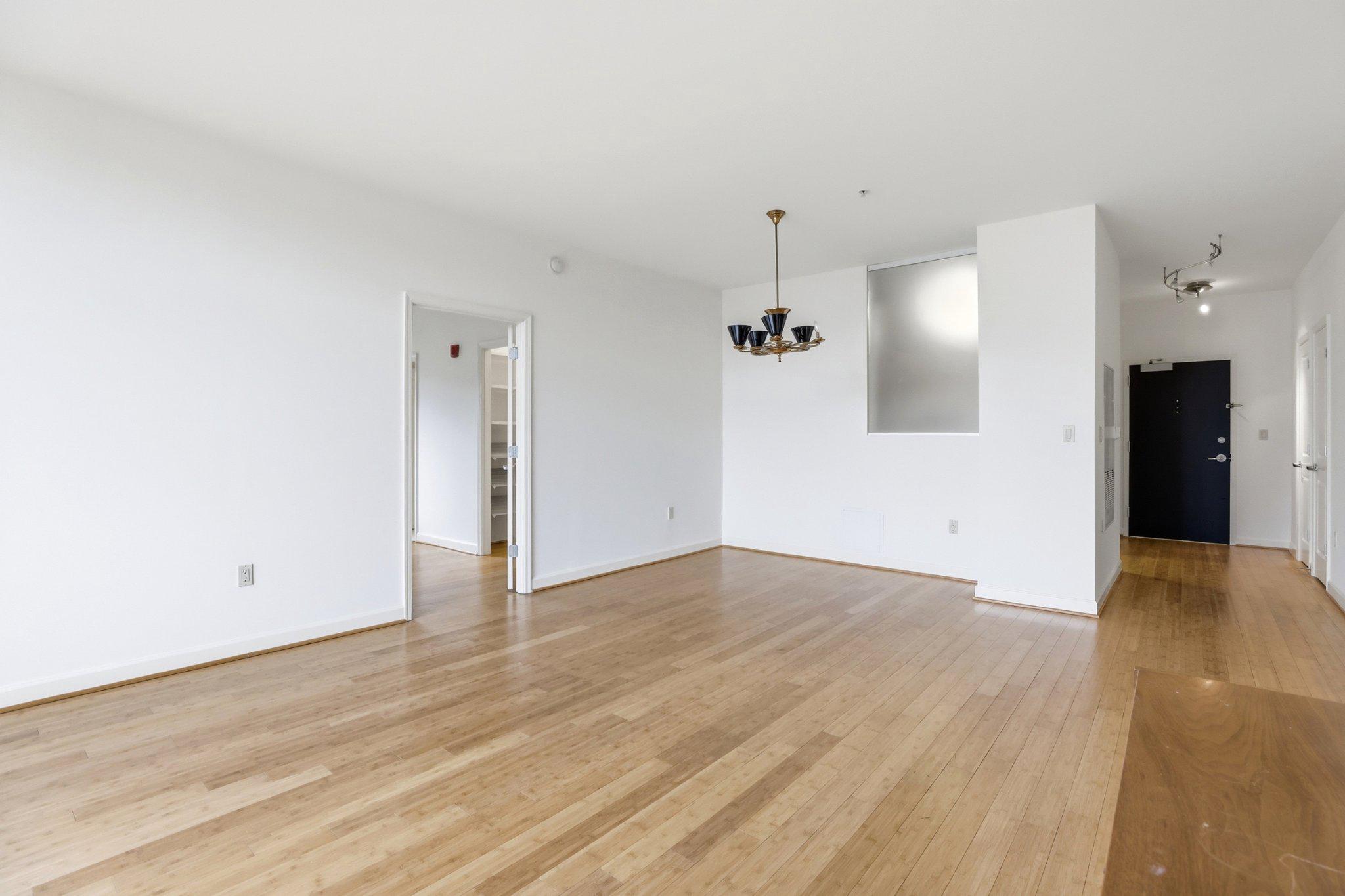 1111 25TH STREET NW 906