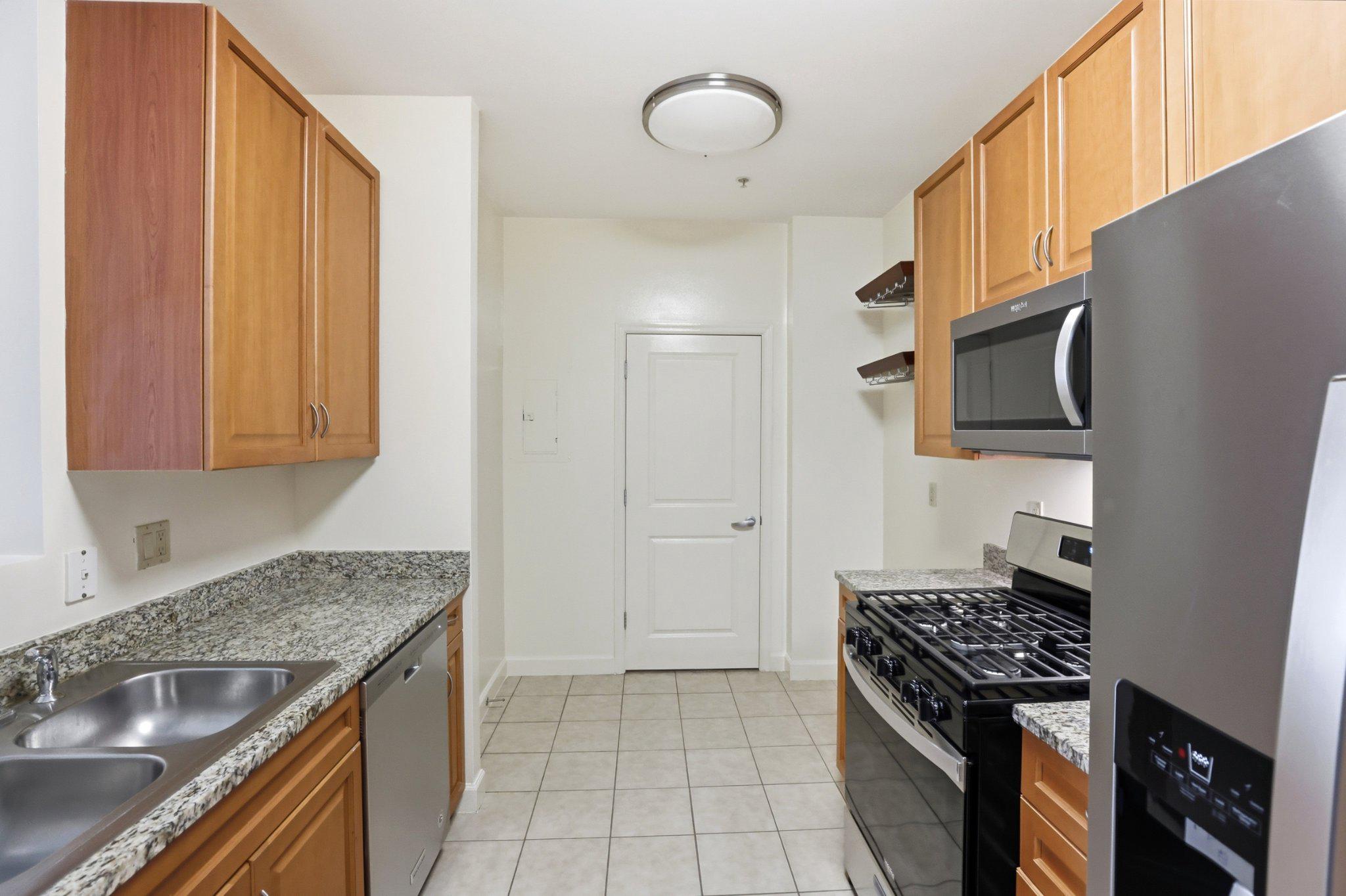 1111 25TH STREET NW 906