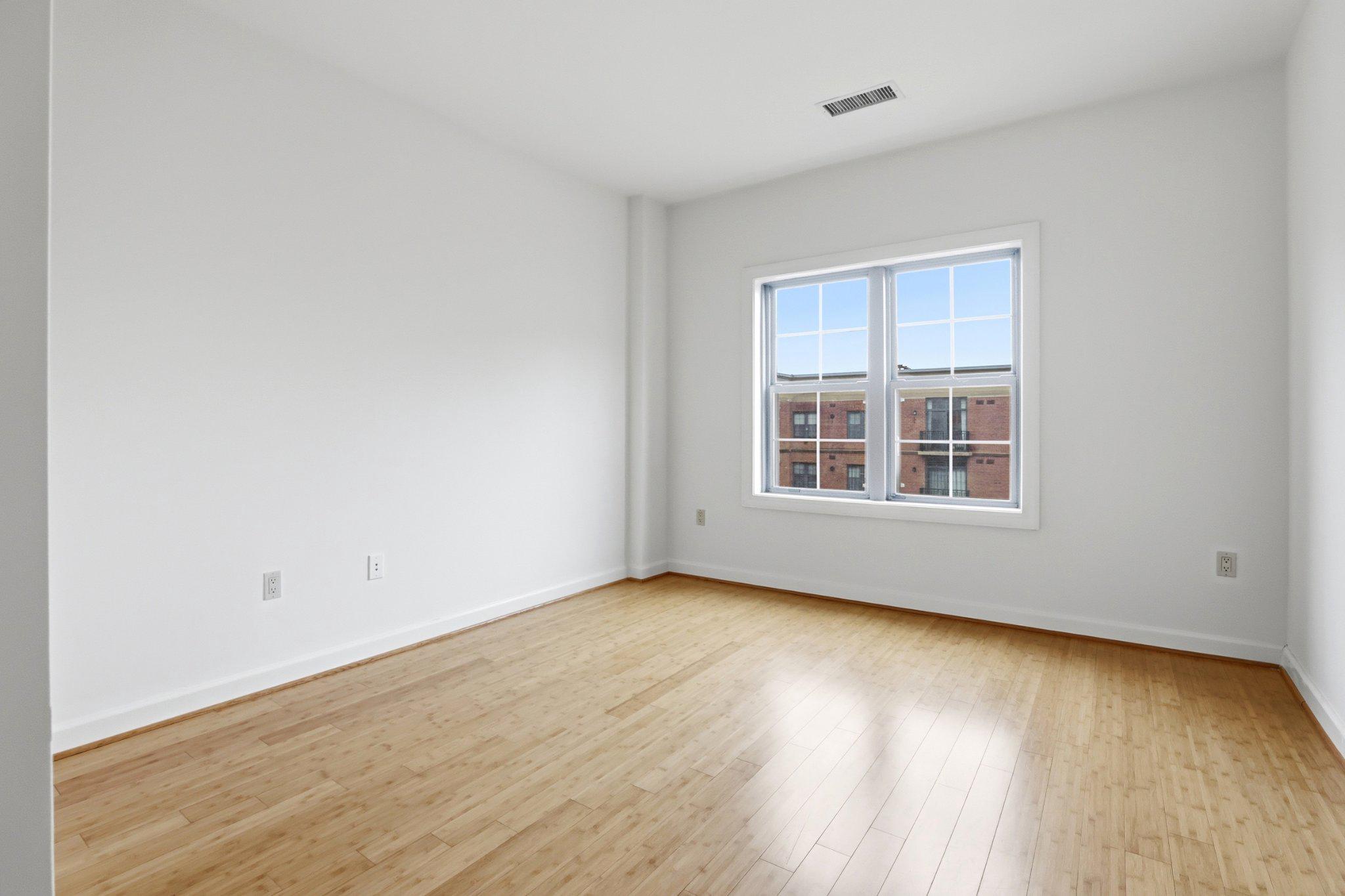 1111 25TH STREET NW 906