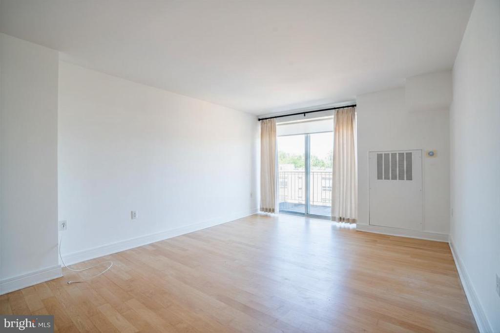 800 4TH STREET SW N609
