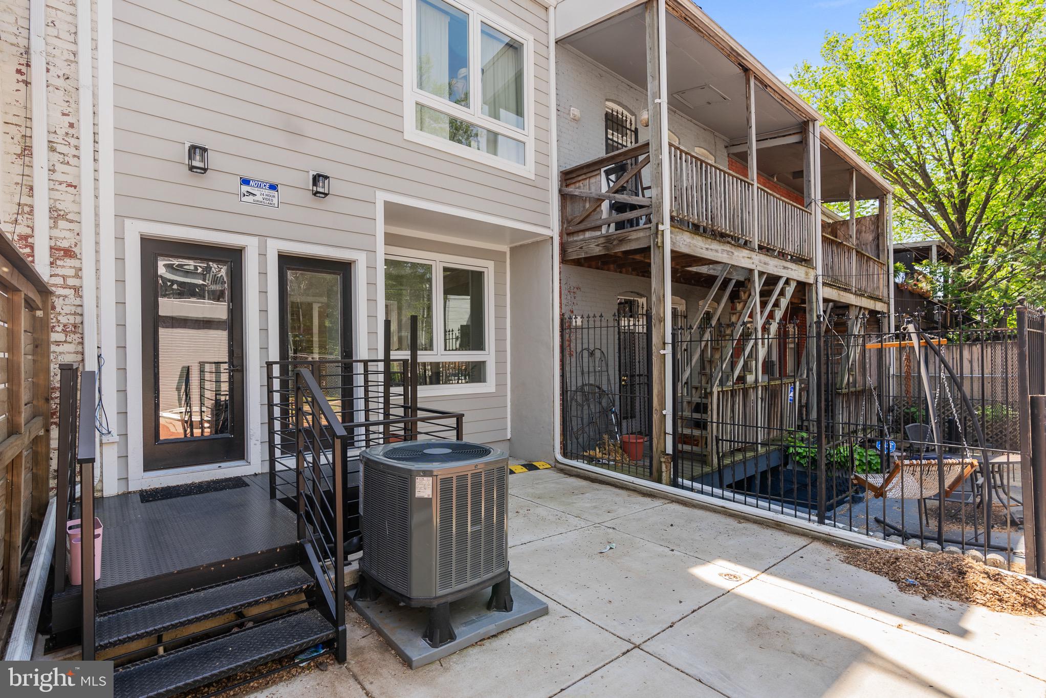 26 TODD PLACE NE 1