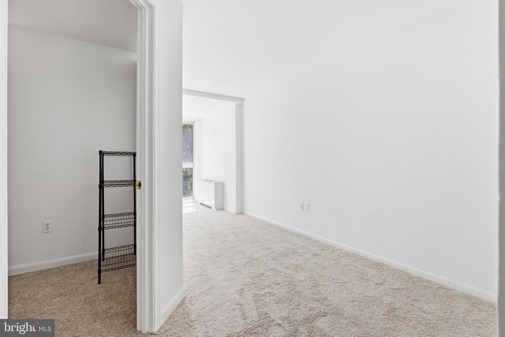 922 24TH STREET NW 418
