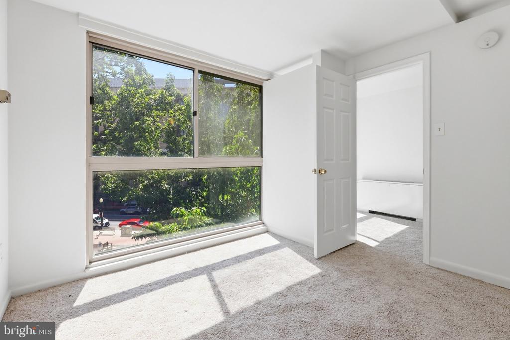 922 24TH STREET NW 418