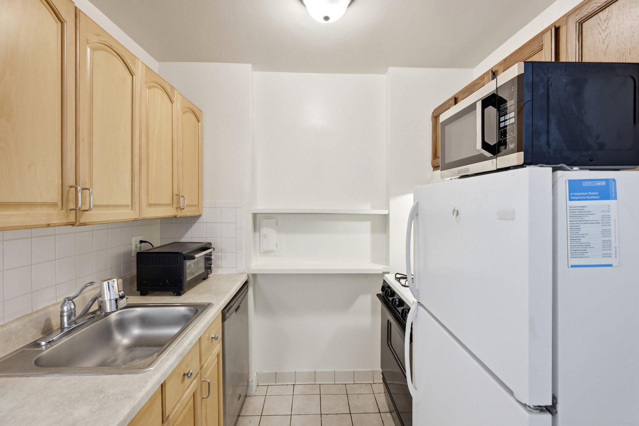 922 24TH STREET NW 418