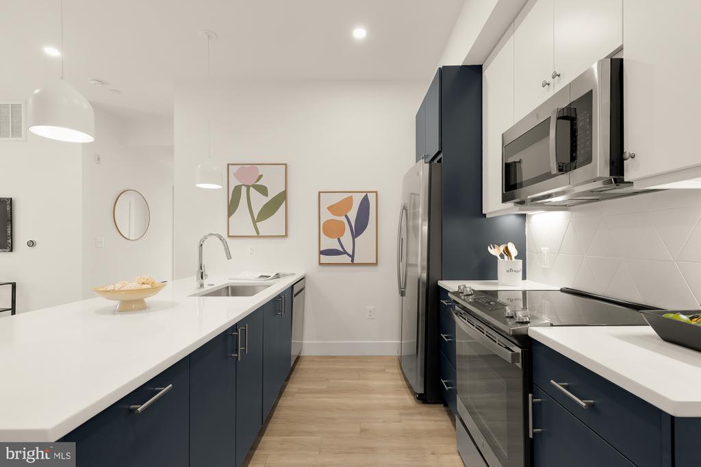 2310 4TH STREET NE Unit: 14