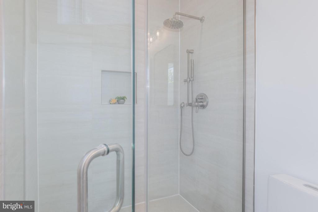 4347 HARRISON STREET NW Unit: 5