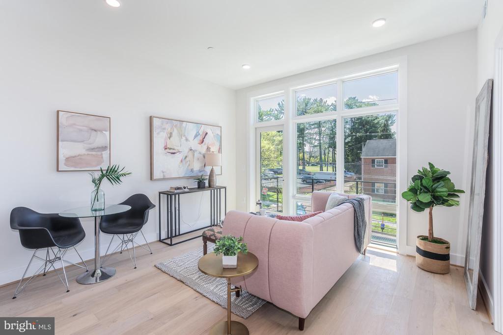 4347 HARRISON STREET NW Unit: 5