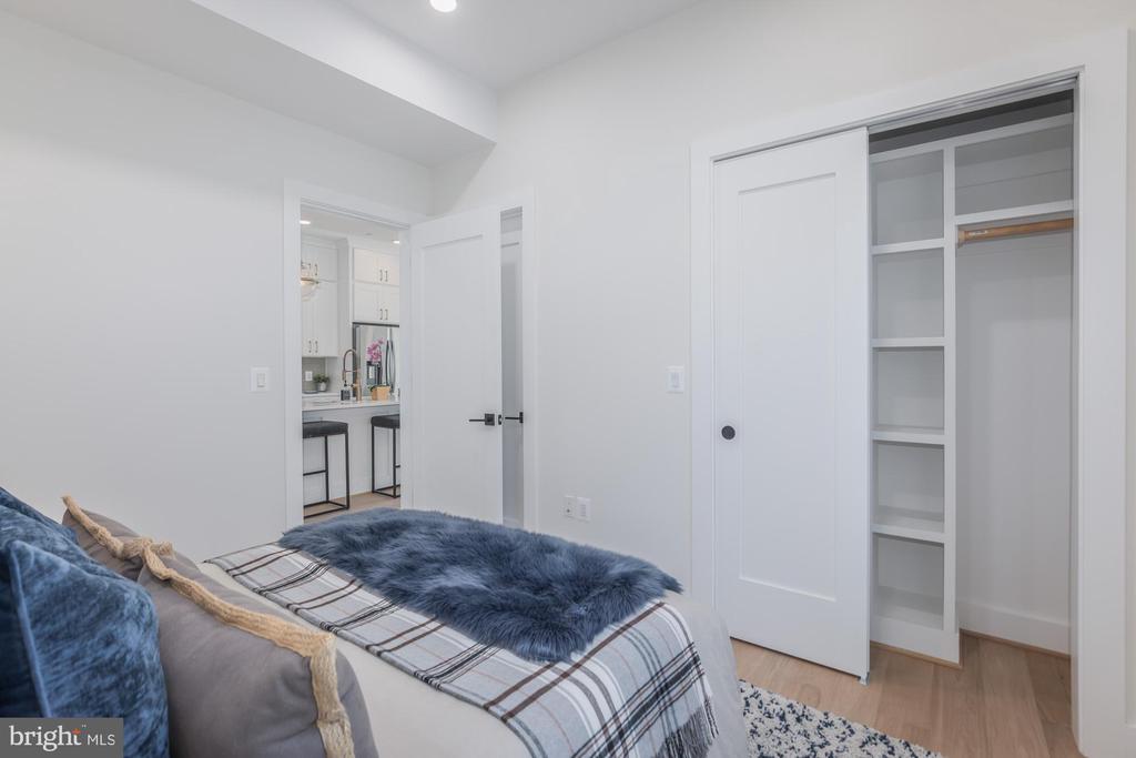 4347 HARRISON STREET NW Unit: 5